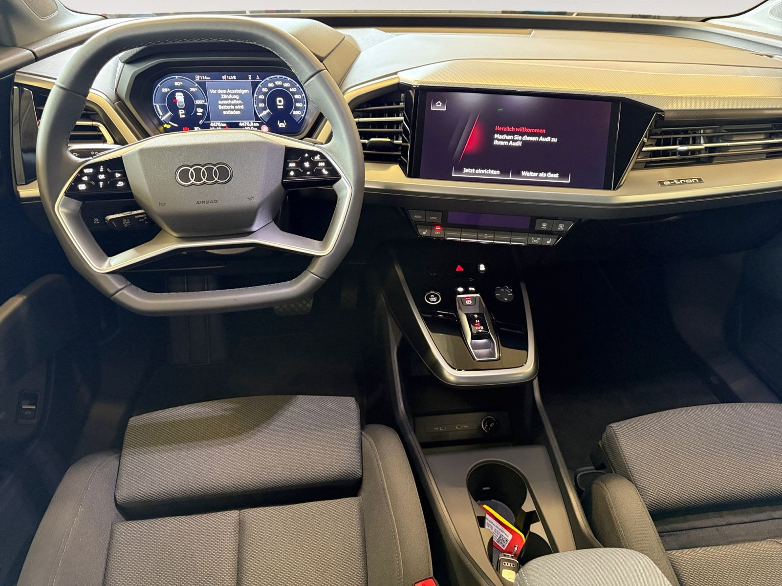 Audi - Q4 e-tron_12