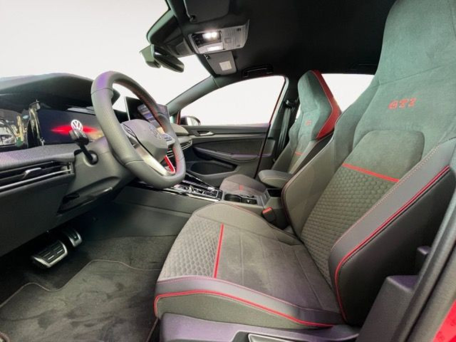 Volkswagen - Golf GTI_9