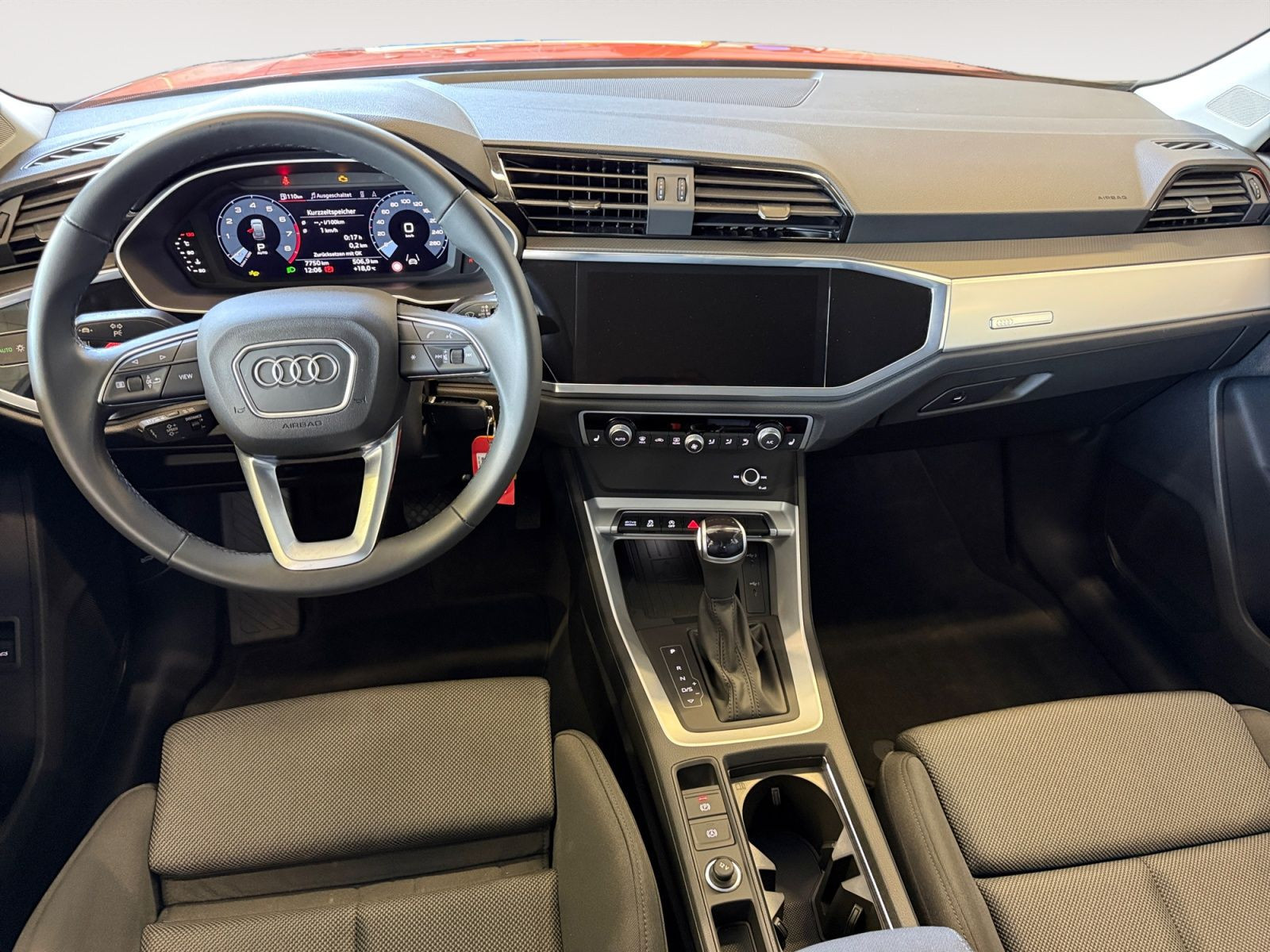 Audi - Q3 Sportback_12
