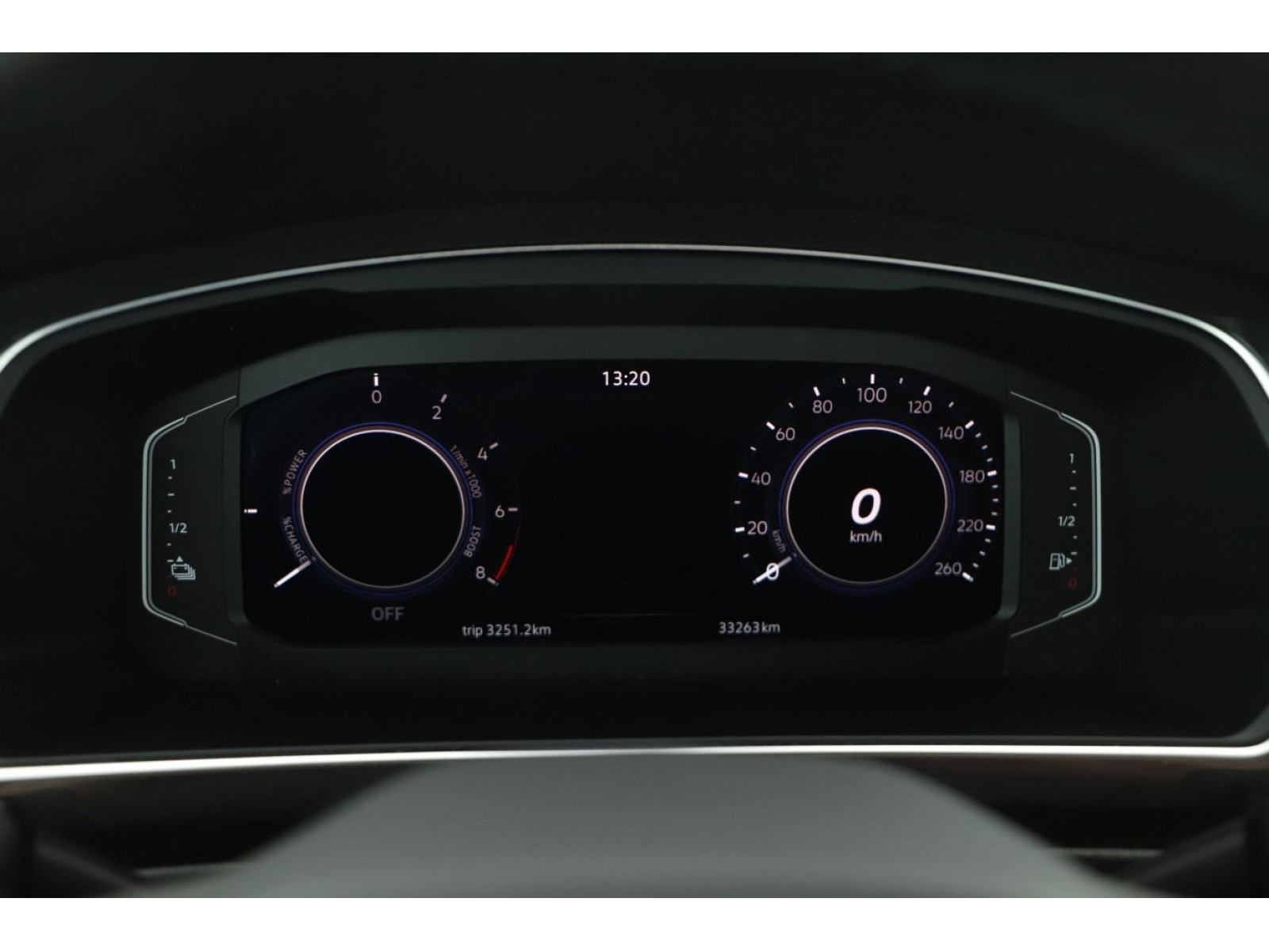 Volkswagen - Tiguan_9