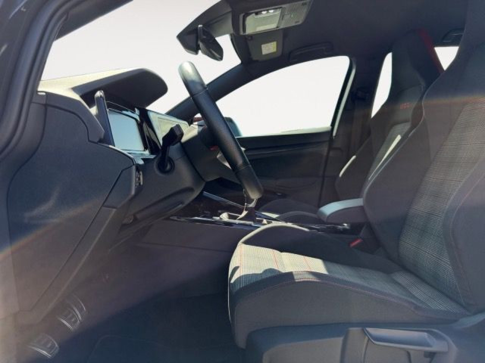 Volkswagen - Golf GTI_9
