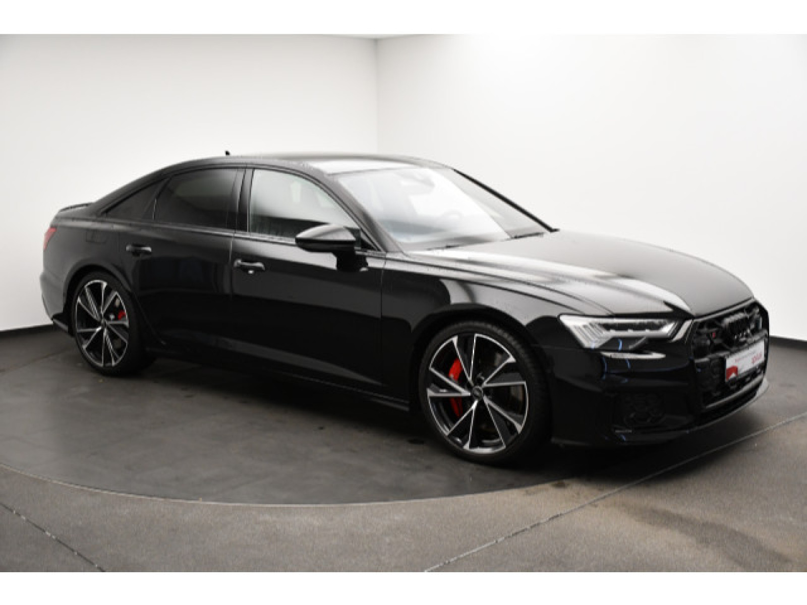 Audi - S6_16