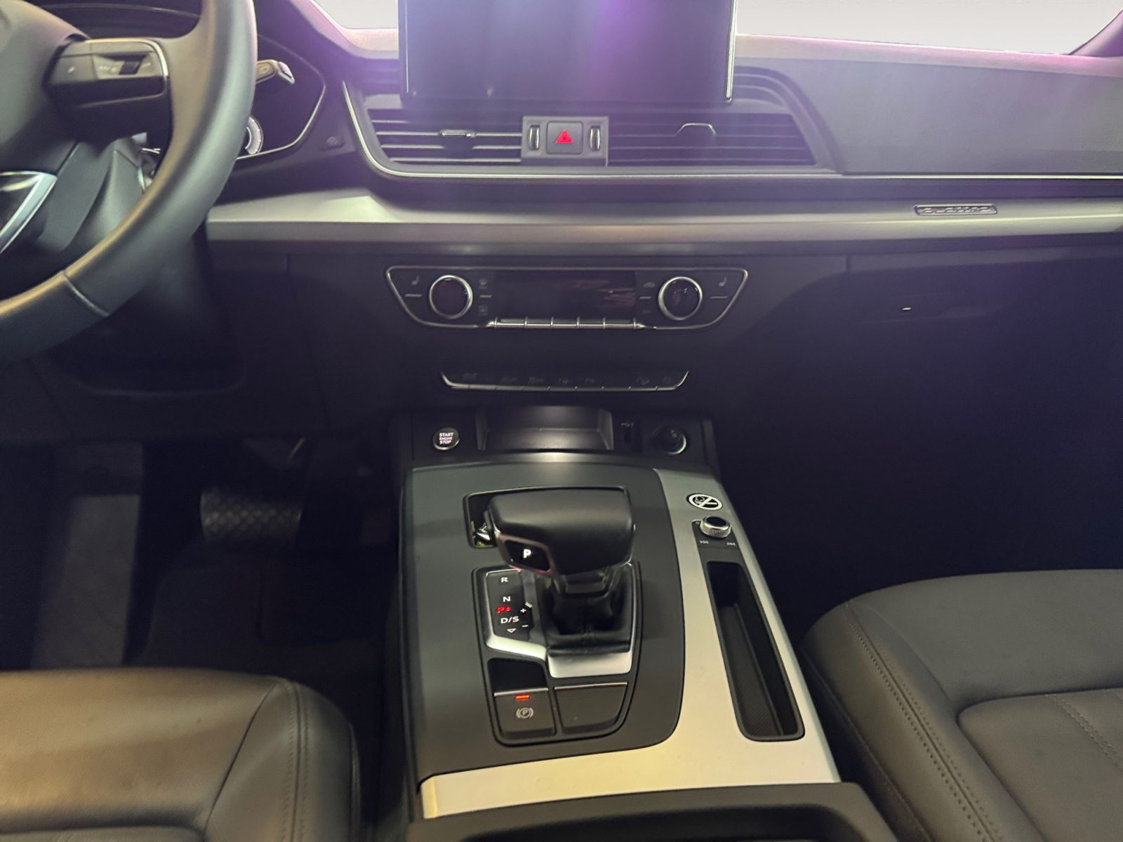 Audi - Q5_13
