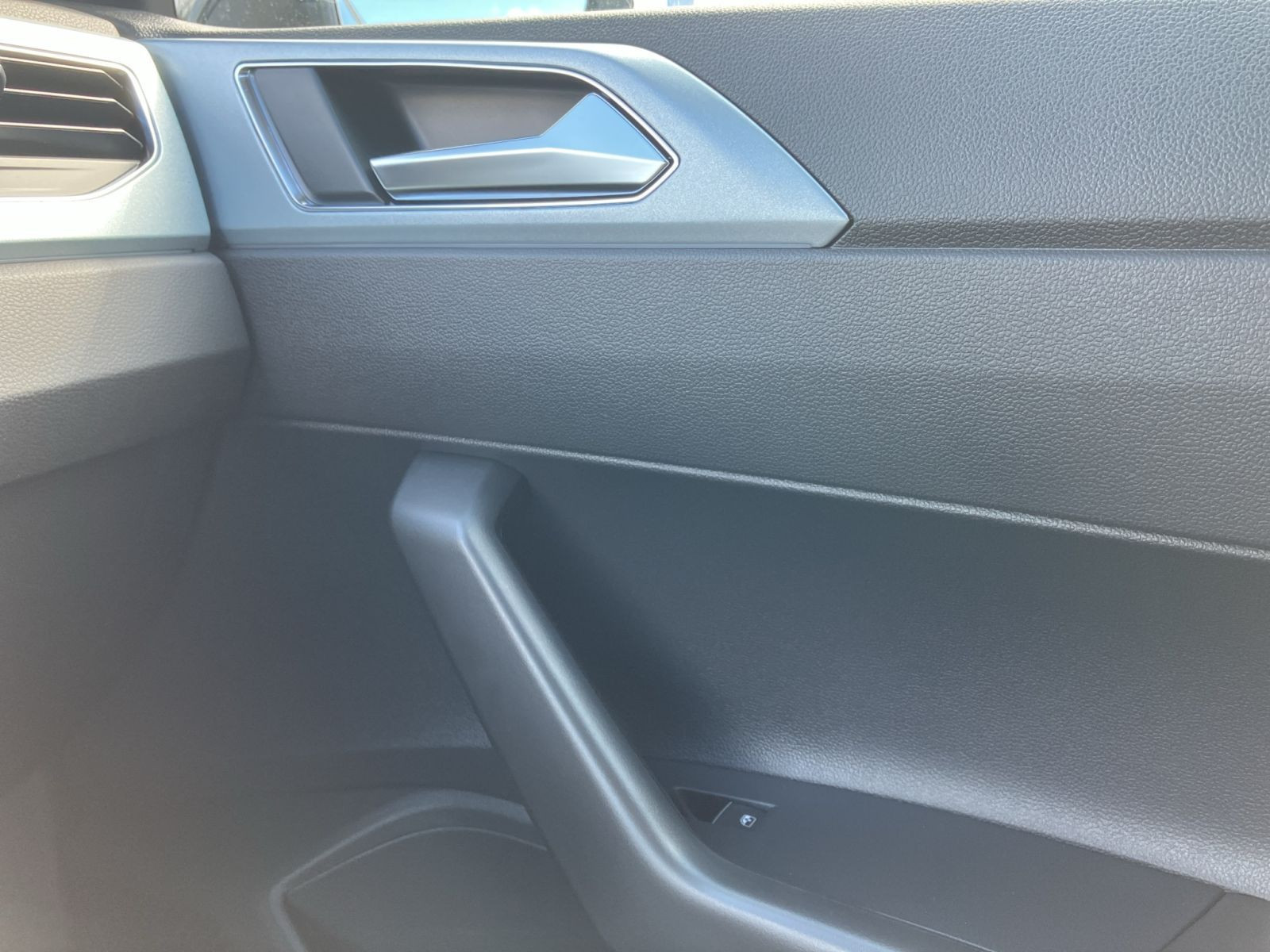 Volkswagen - Polo_16