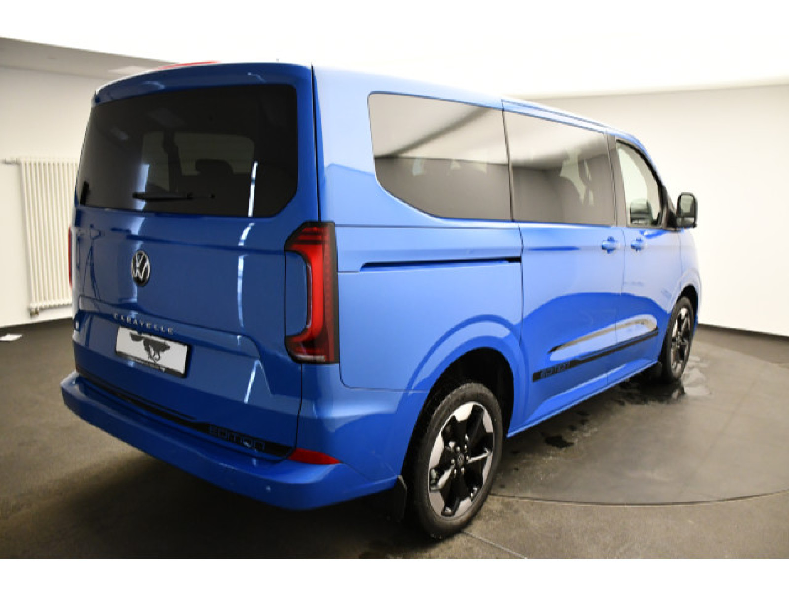 Volkswagen - T7 Caravelle_3