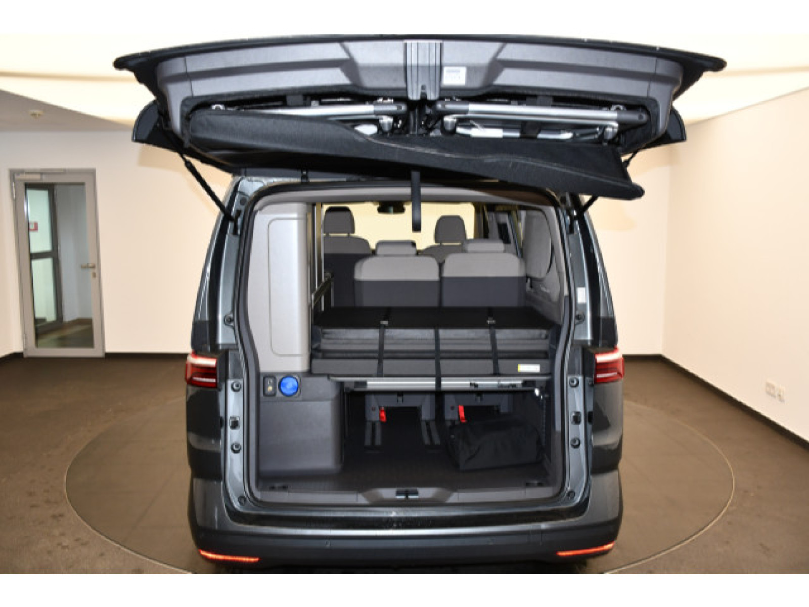 Volkswagen - California_15