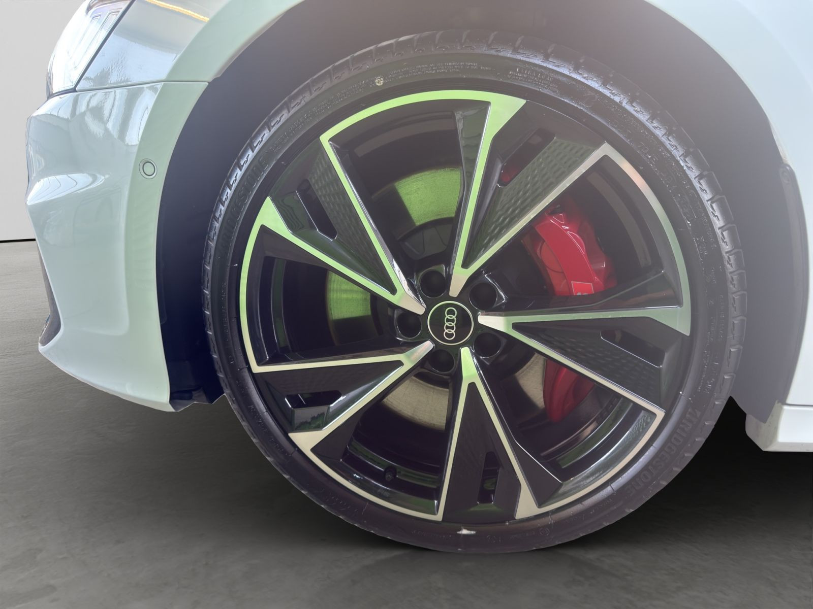 Audi - S6 Avant_17