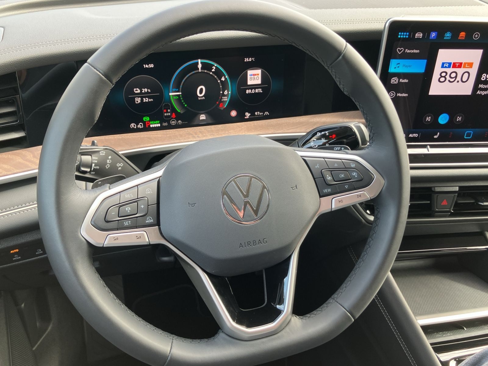 Volkswagen - Tayron_10