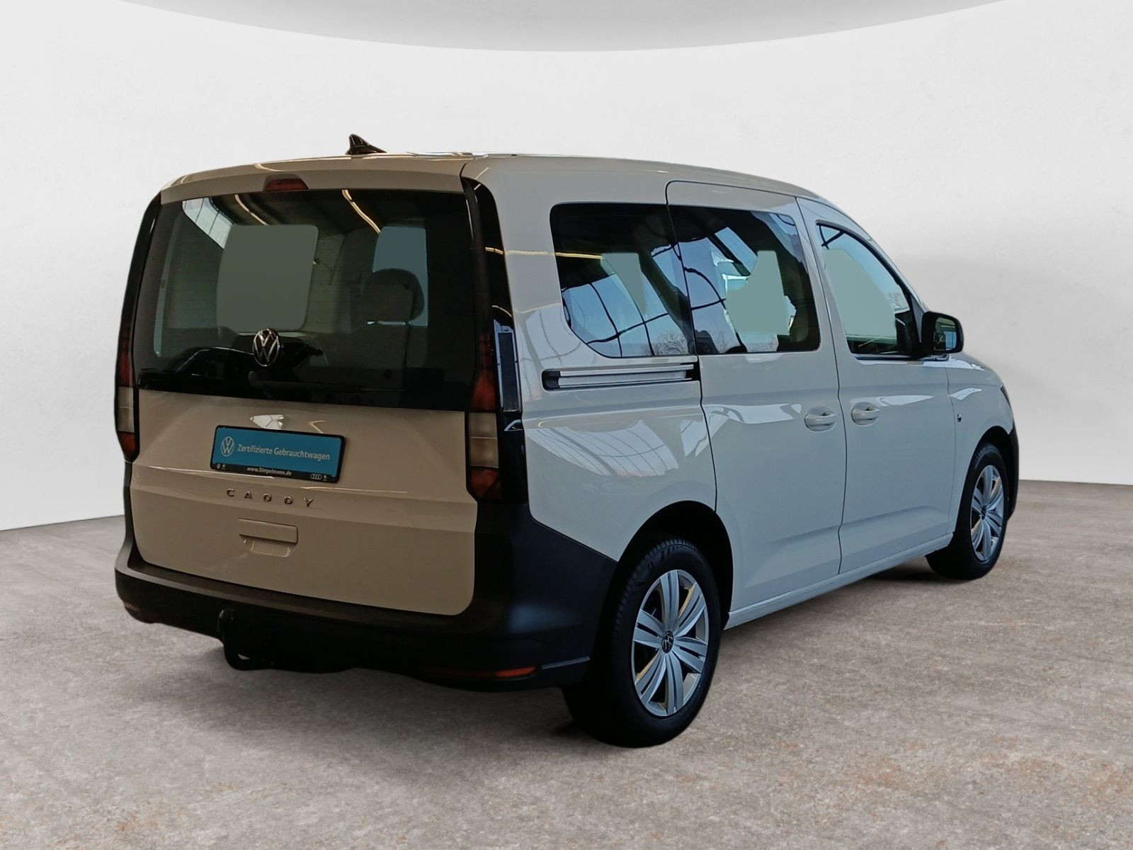 diagonalansicht-hinten-aussen