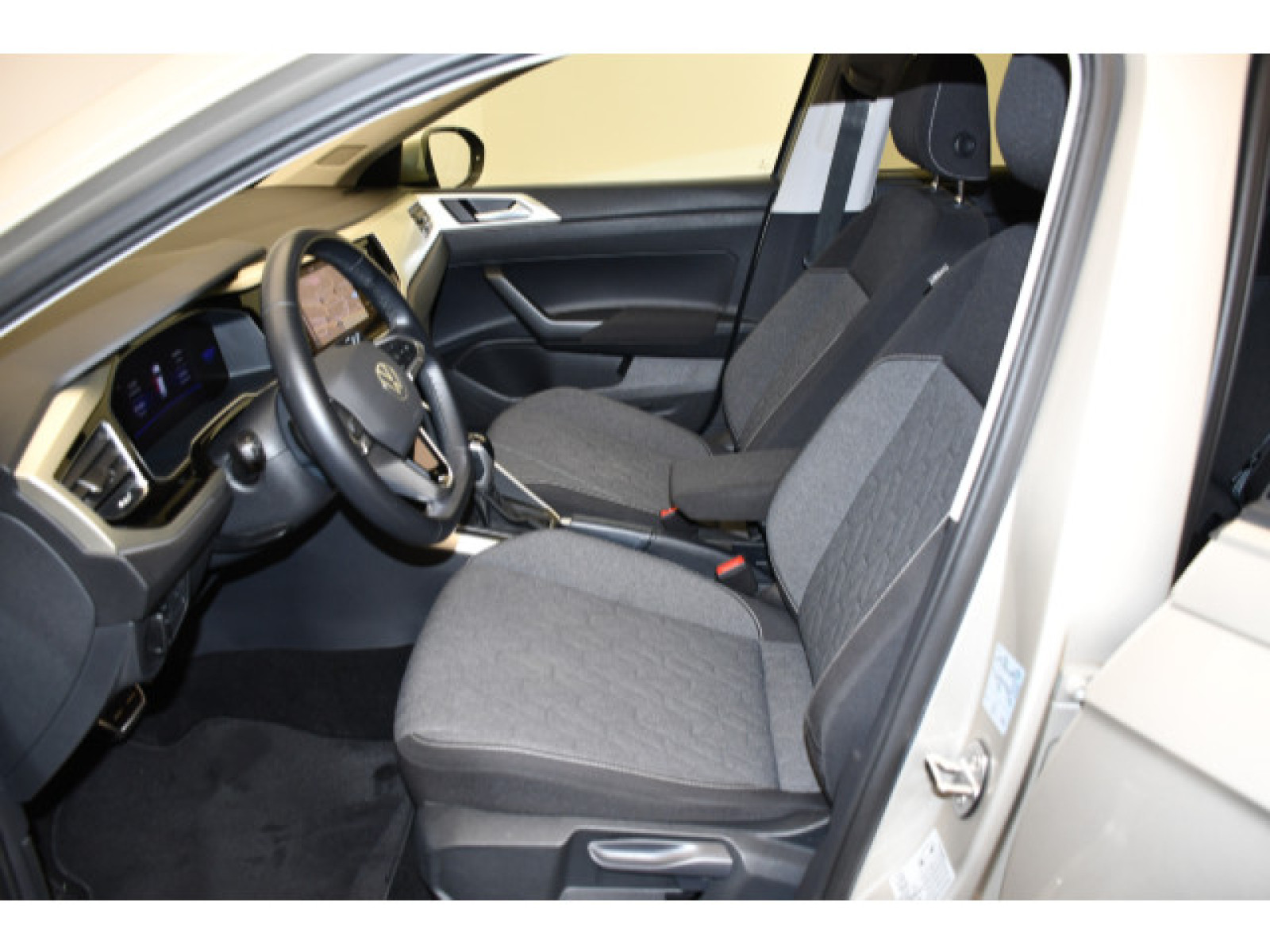Volkswagen - Taigo_3