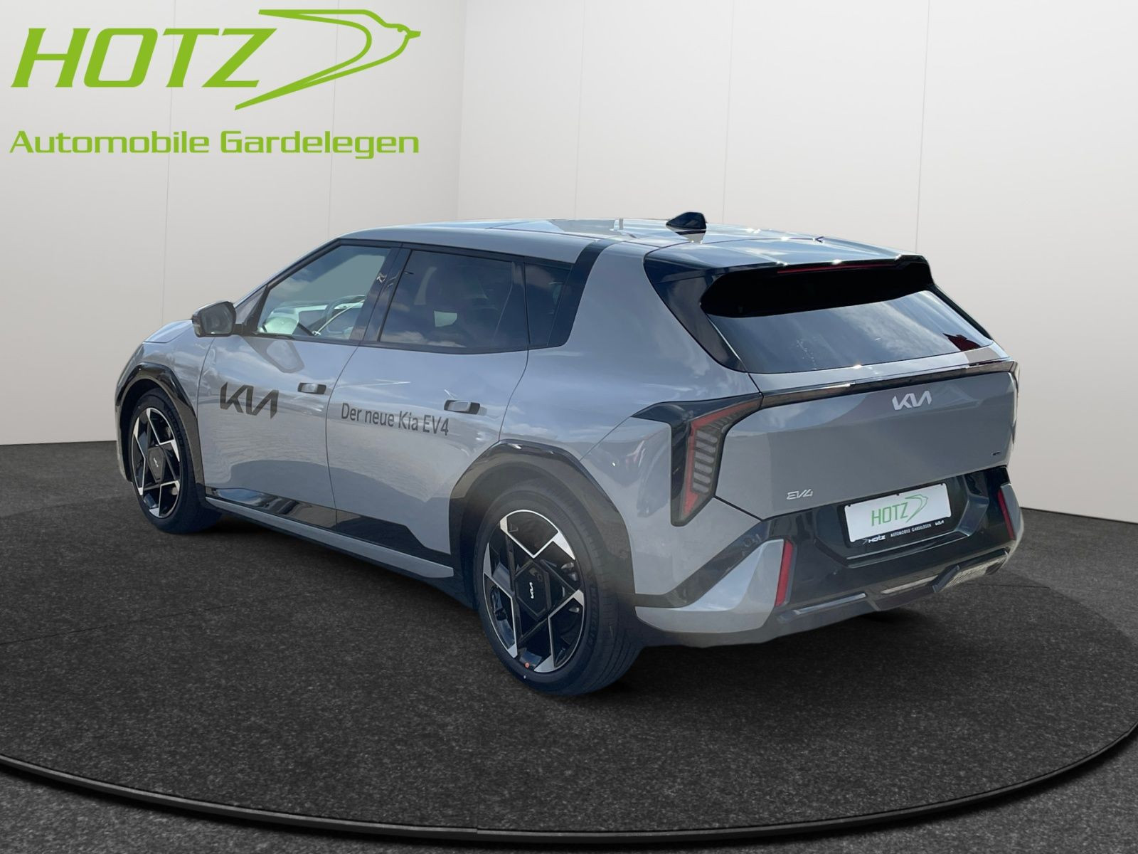 Kia - EV4_4
