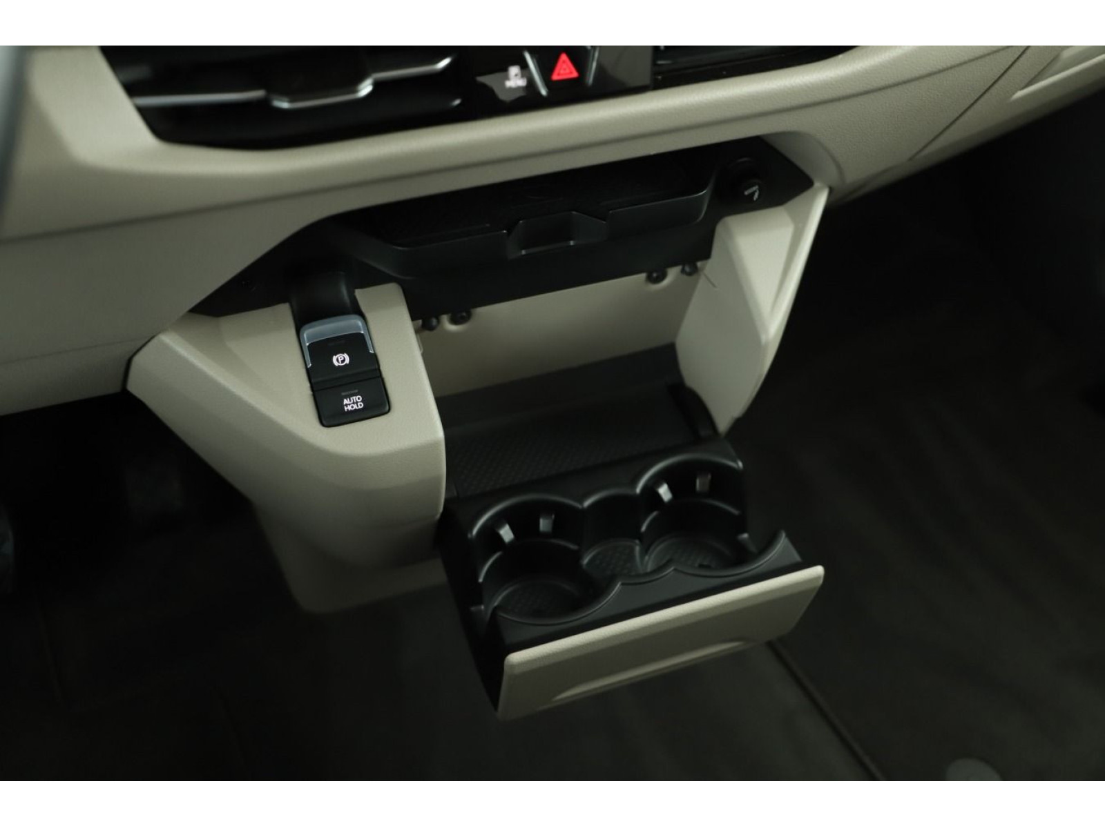 Volkswagen - T7 Multivan_15