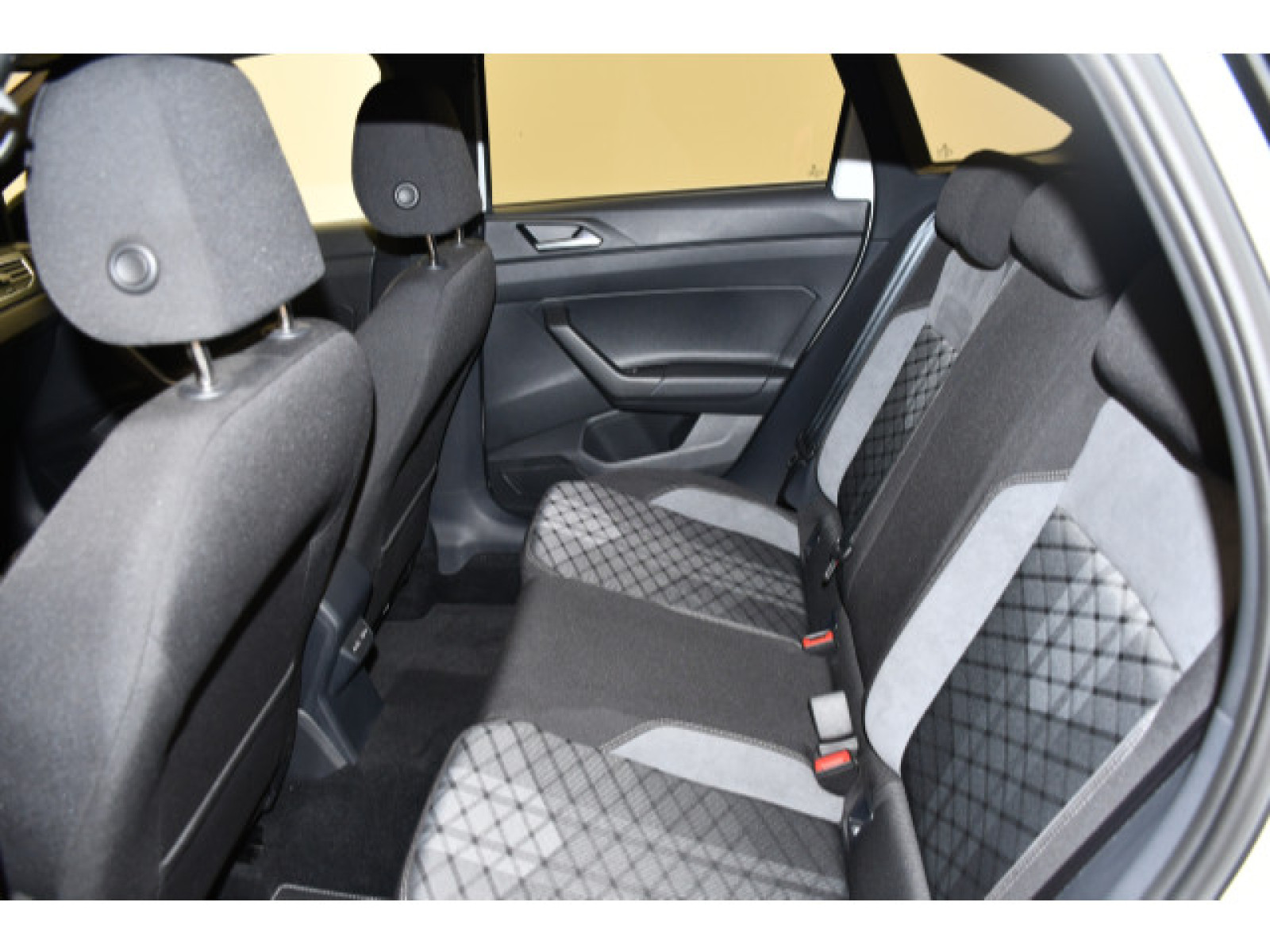 Volkswagen - Taigo_10