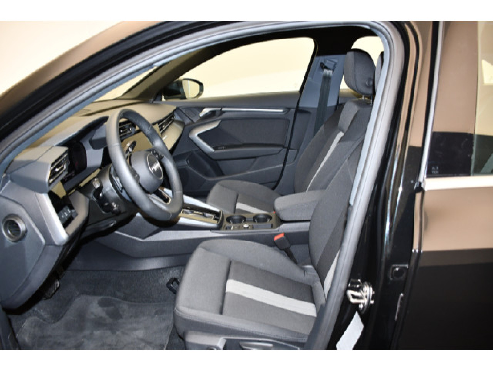 Audi - A3 Limousine_4