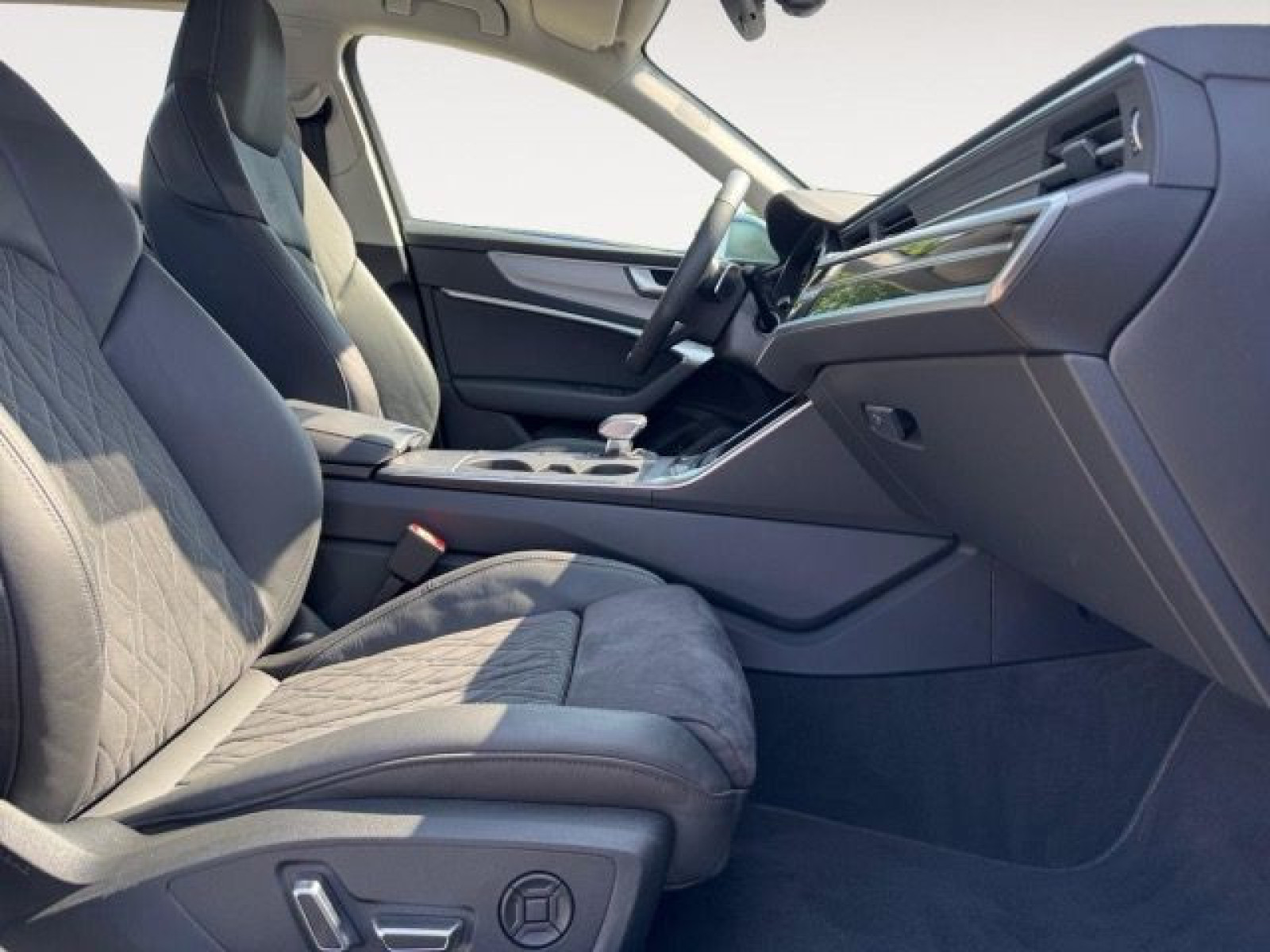 Audi - S6 Avant_16