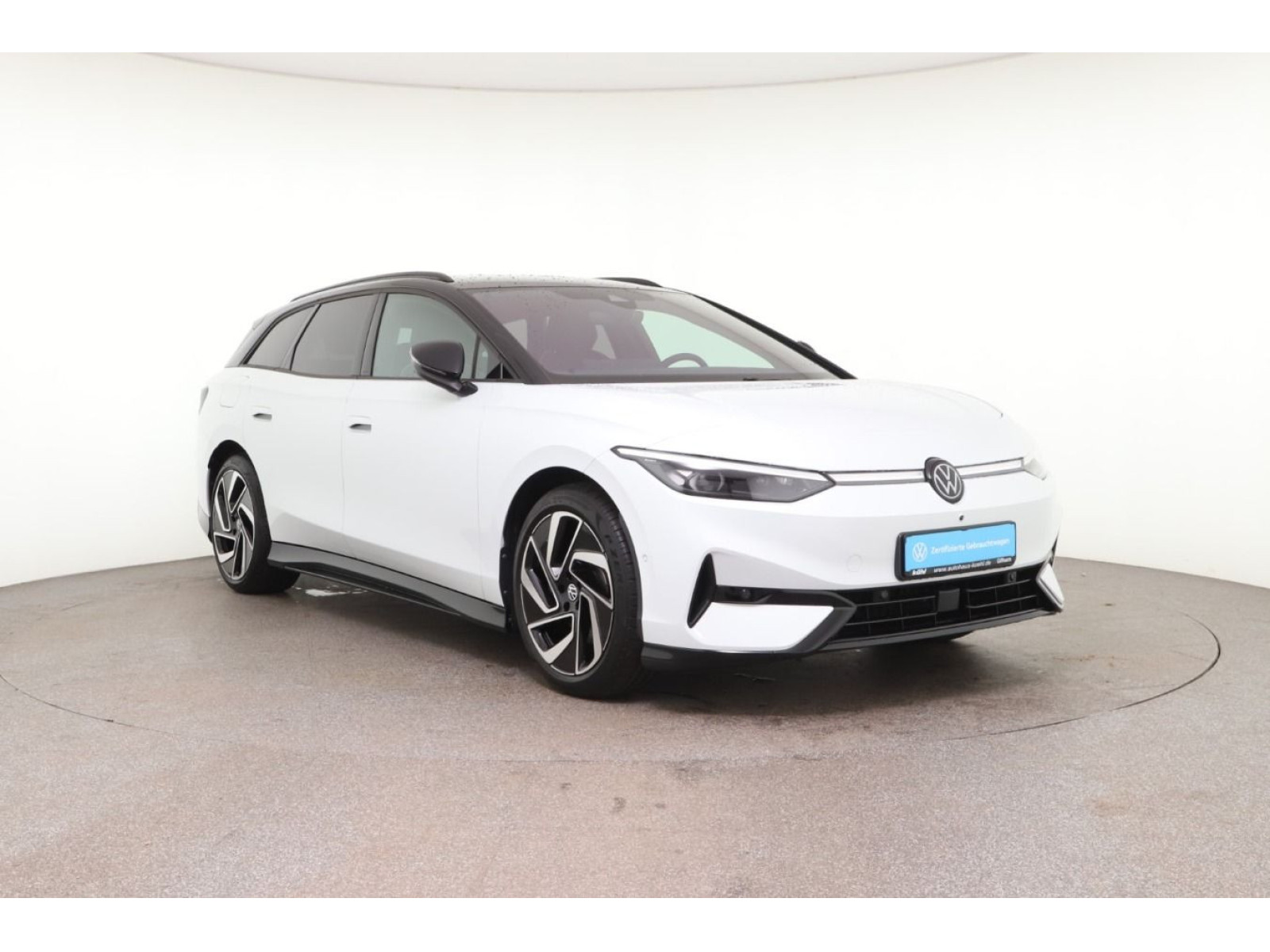 Volkswagen - ID.7 Tourer_5