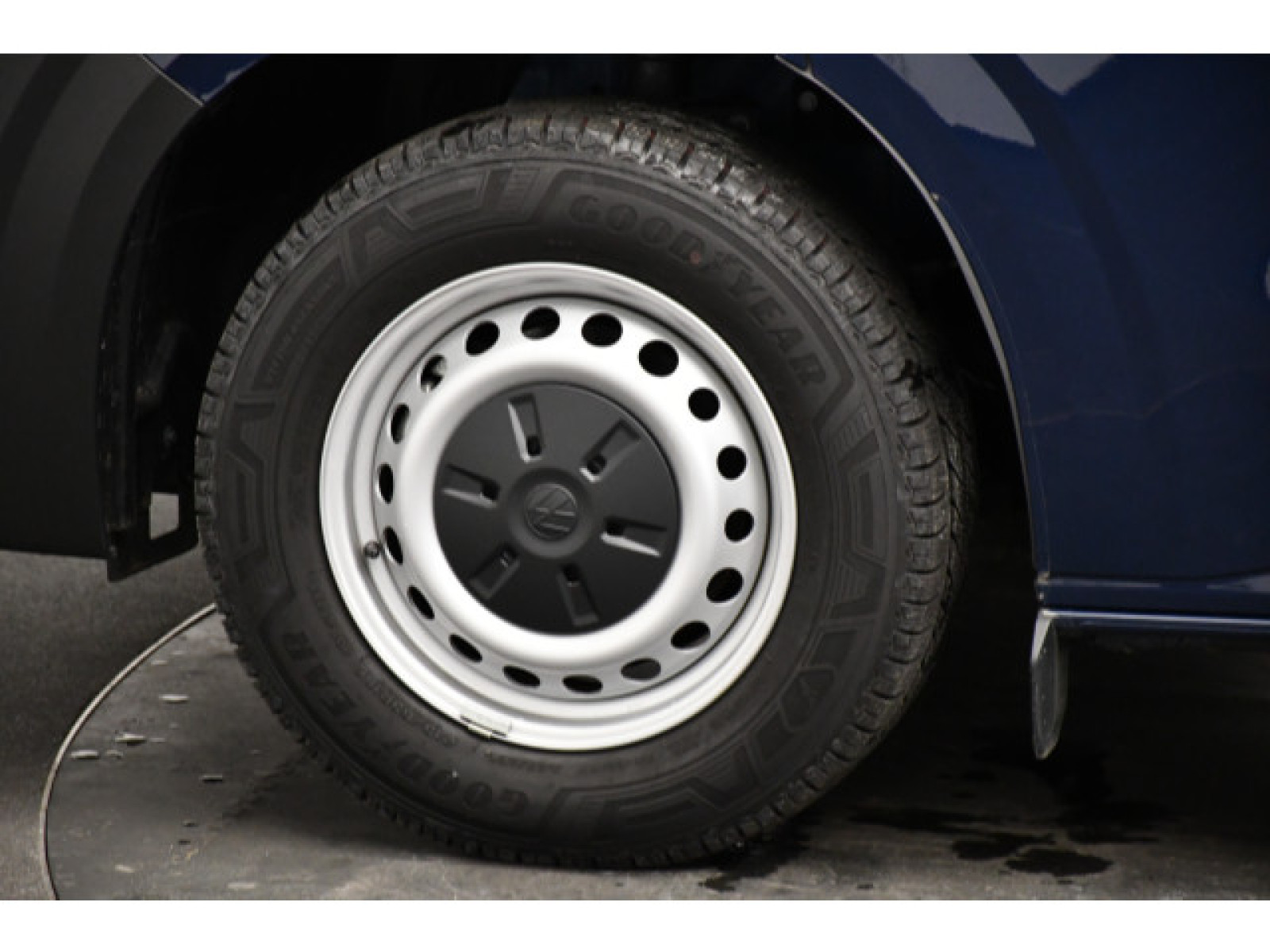 Volkswagen - New Transporter_16