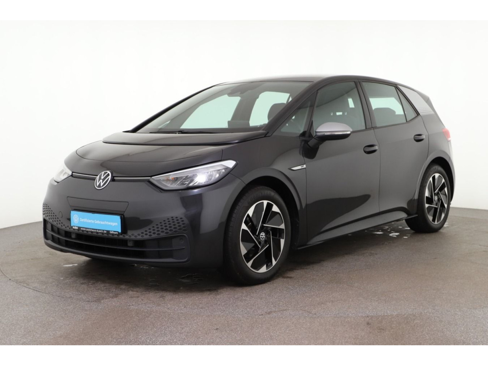 diagonal-frontansicht-aussen