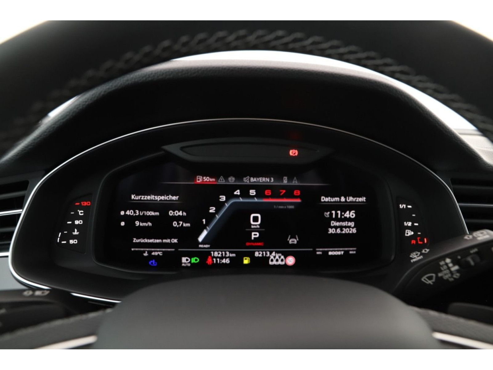 Audi - SQ7_10