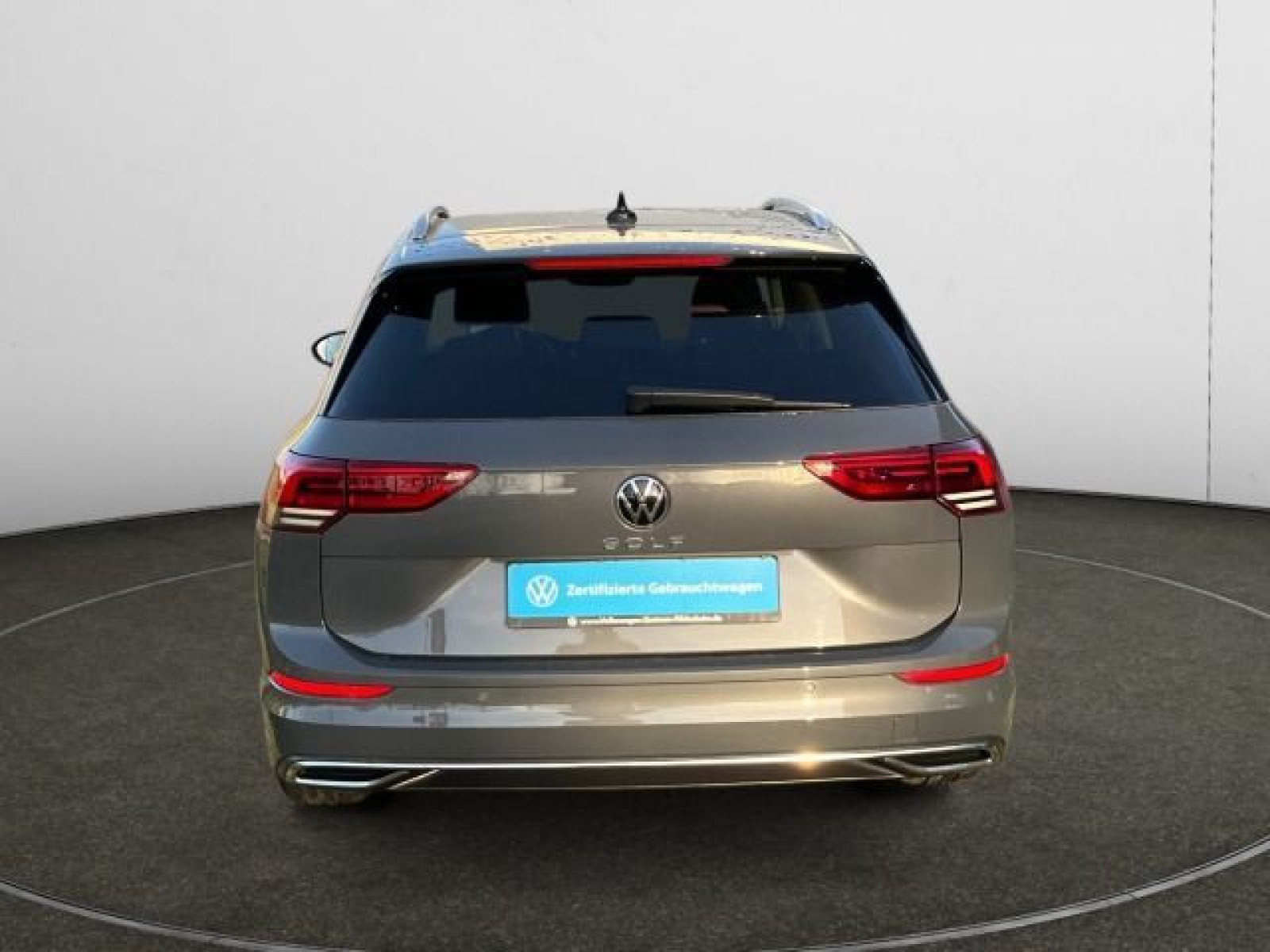 Volkswagen - Golf Variant_3