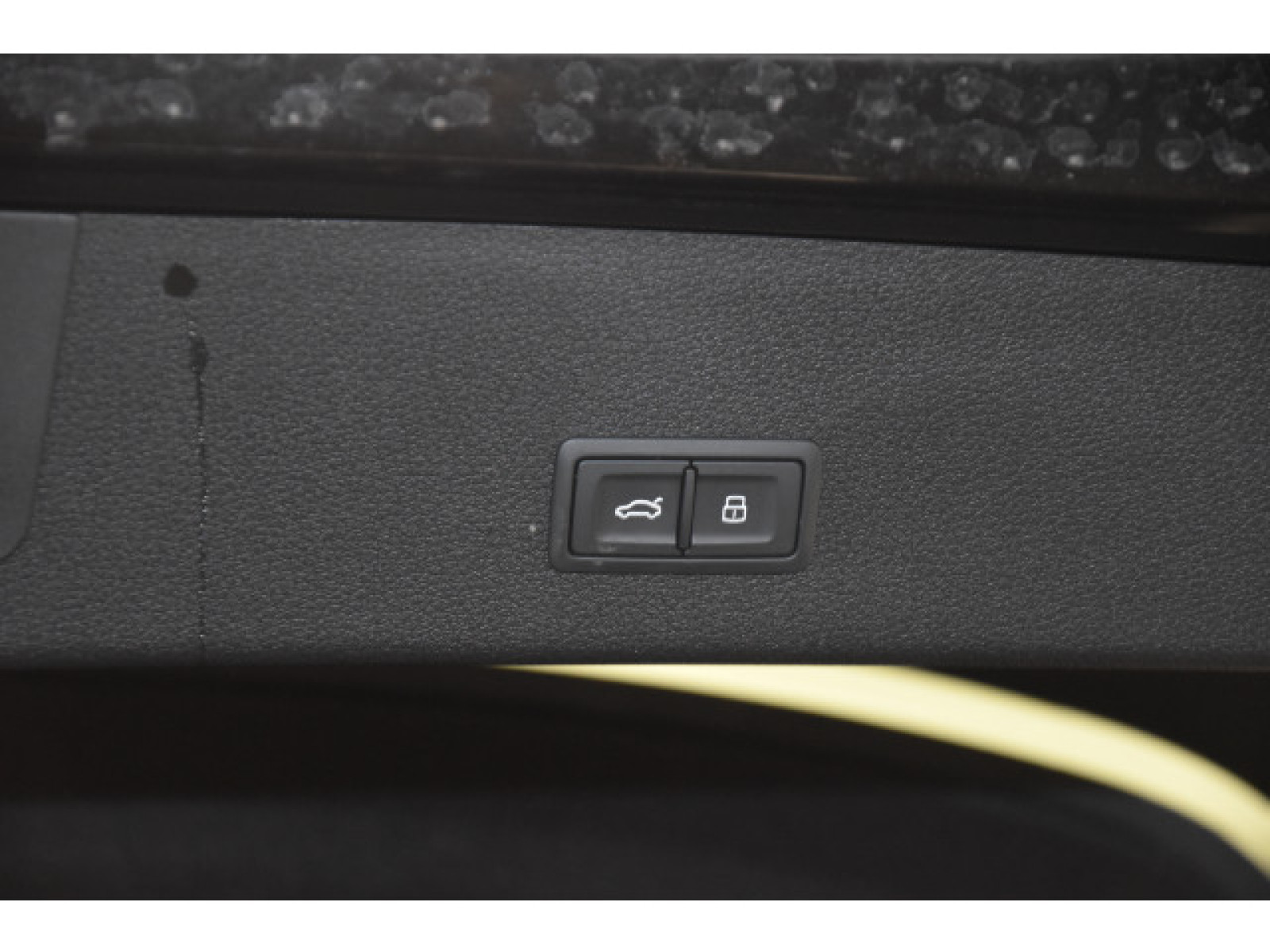 Audi - Q8_12 Audi - Q8_12