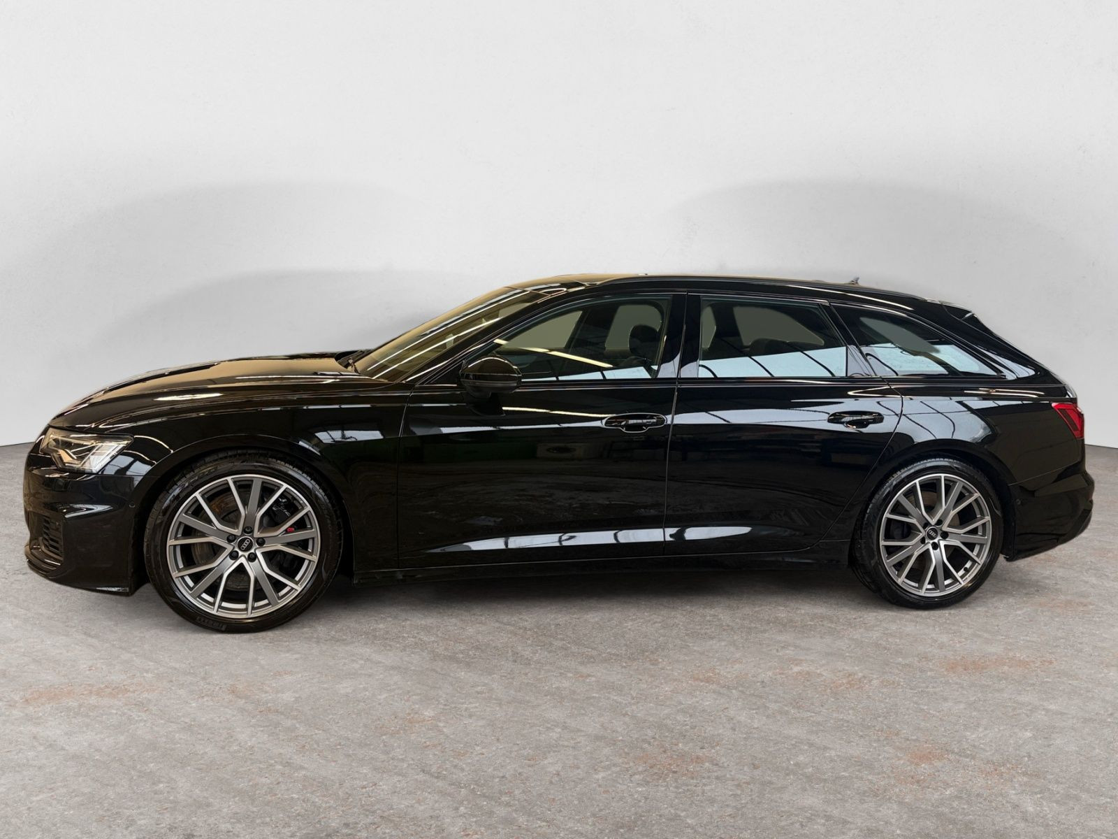 Audi - S6 Avant_3