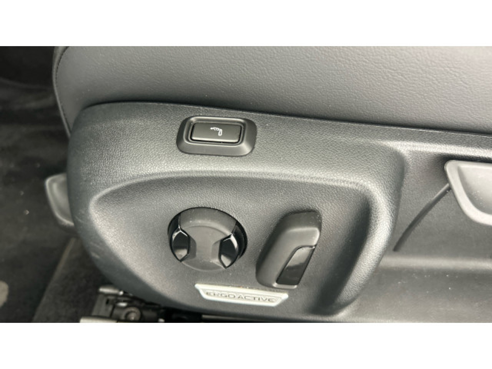 Volkswagen - Passat Variant_12