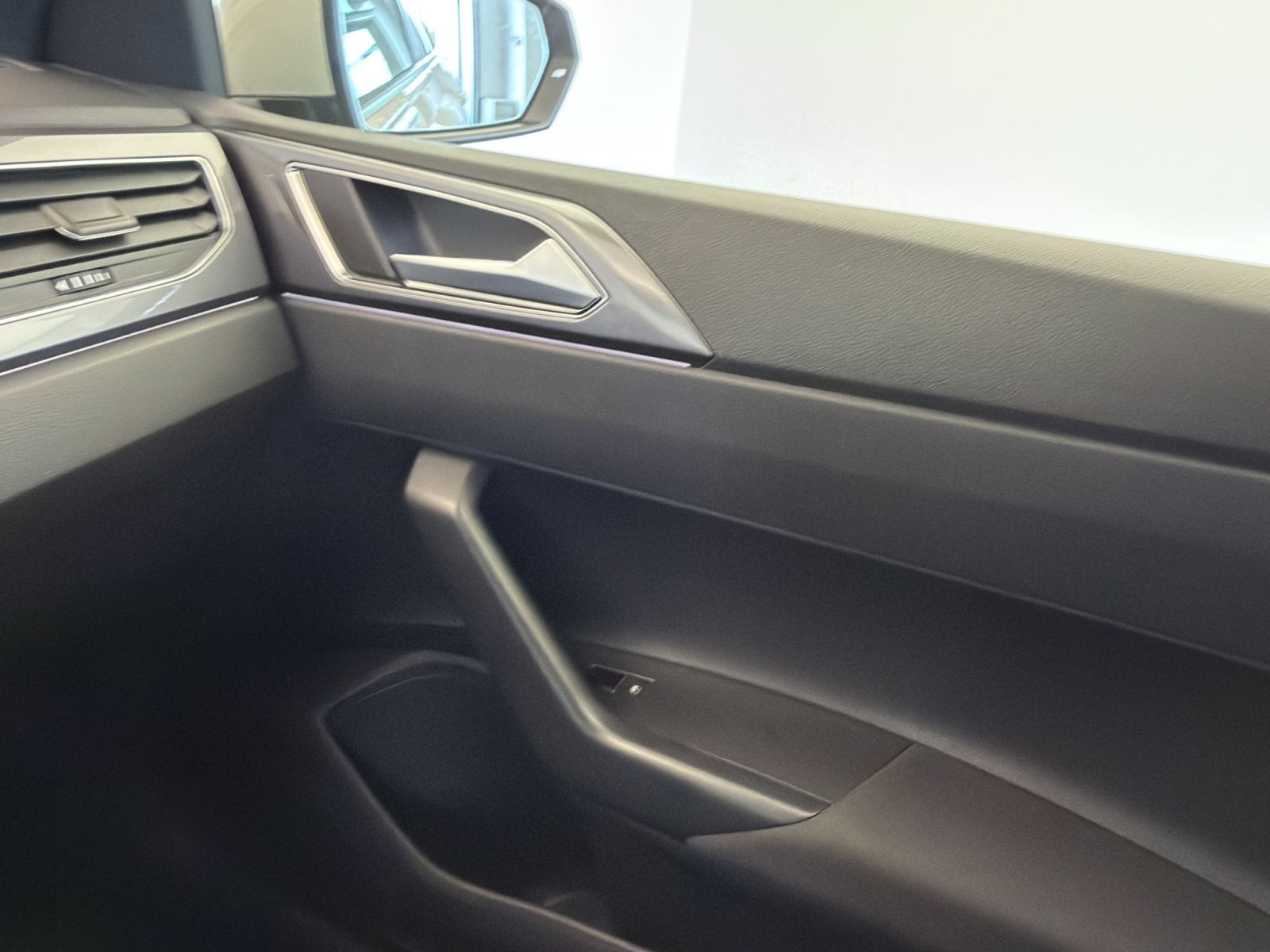 Volkswagen - Polo_15
