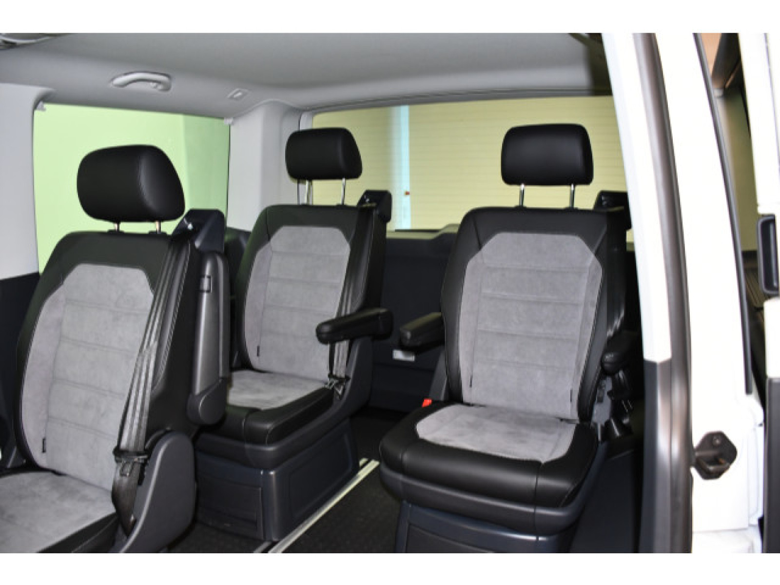 Volkswagen - T6.1 Multivan_9