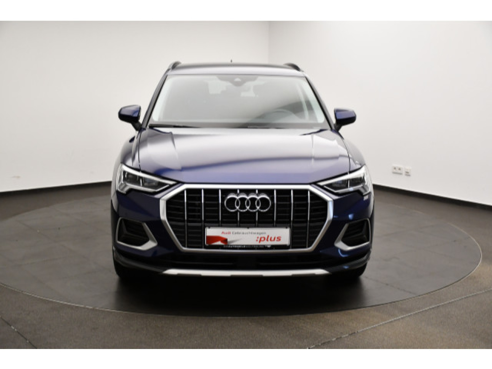Audi - Q3_20