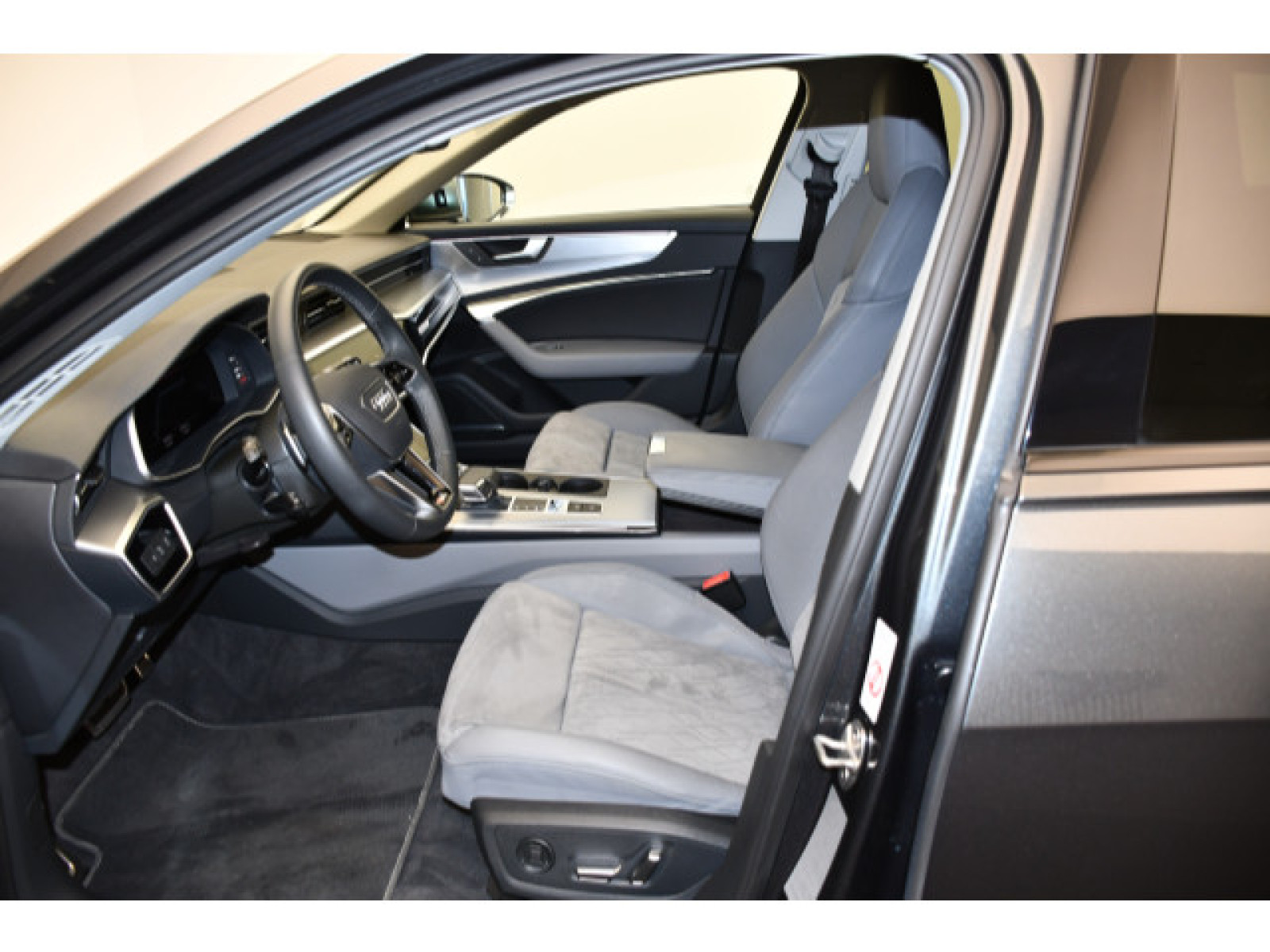 Audi - S6 Avant_3