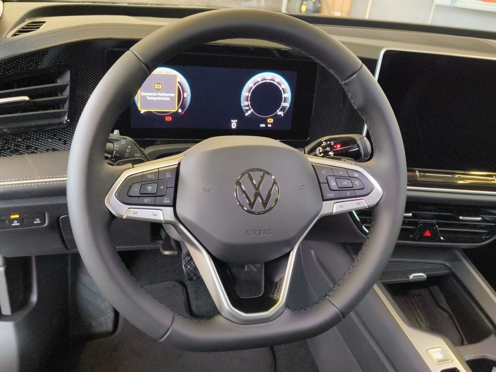 Volkswagen - Passat_11