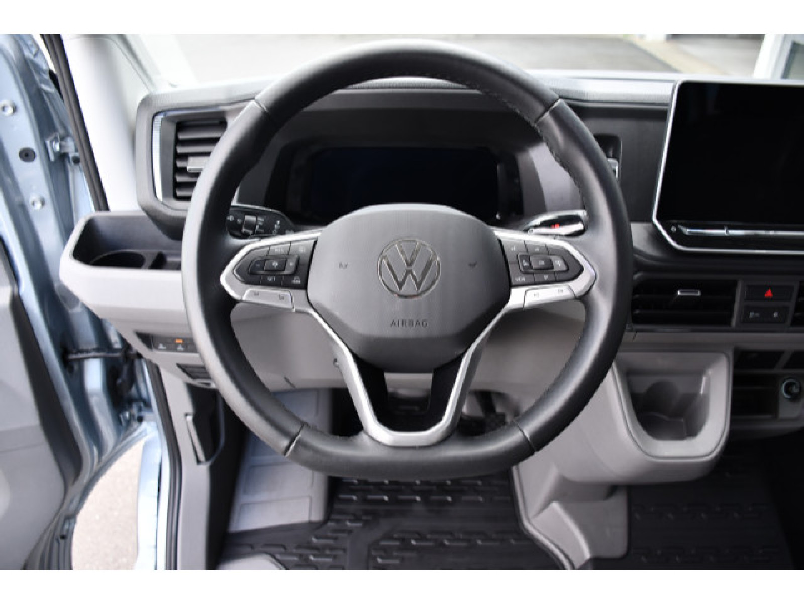 Volkswagen - Grand California 600_8