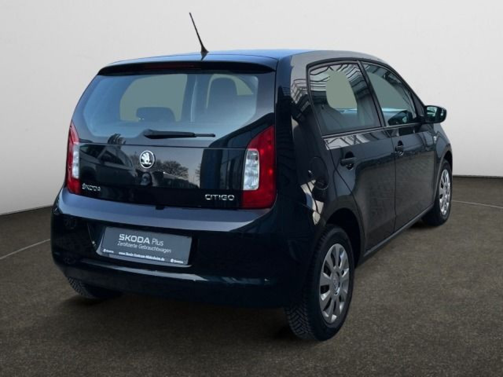 diagonalansicht-hinten-aussen