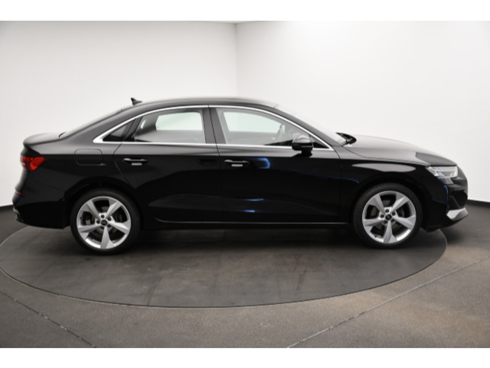 Audi - A3 Limousine_17