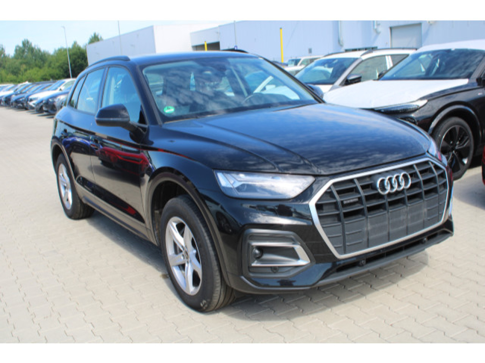 Audi - Q5_4