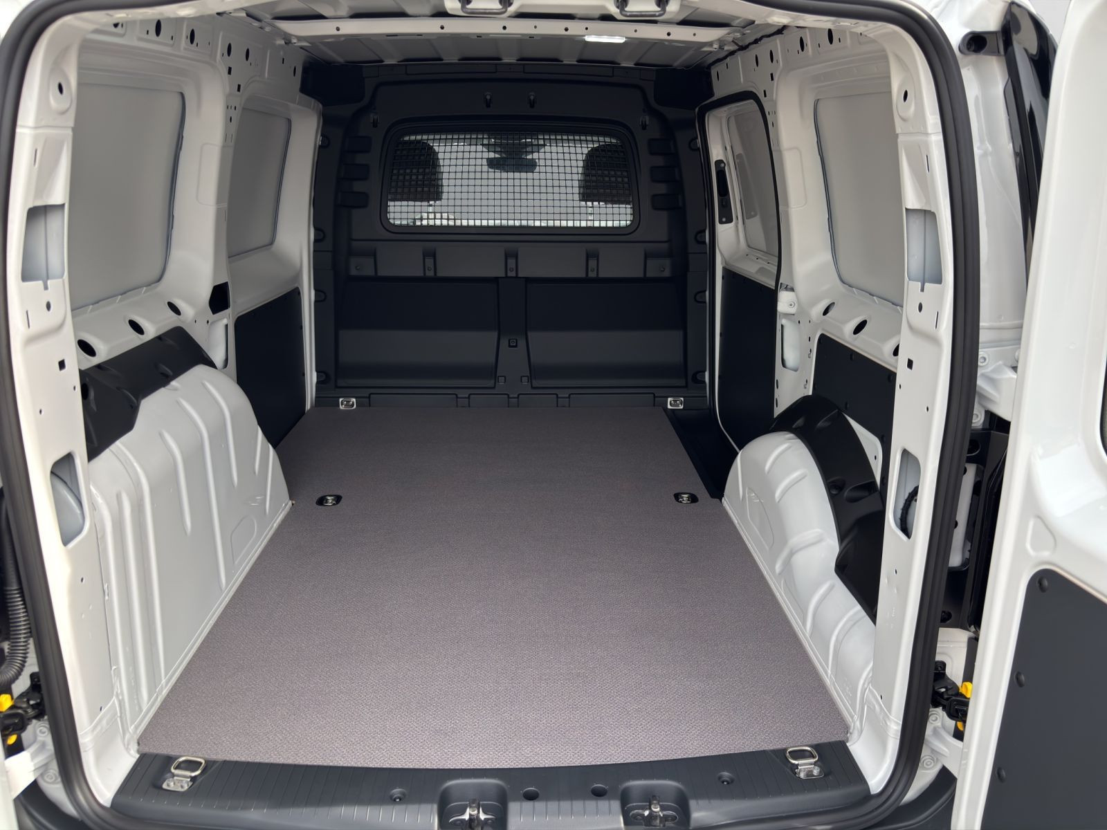 Volkswagen - Caddy Maxi_18