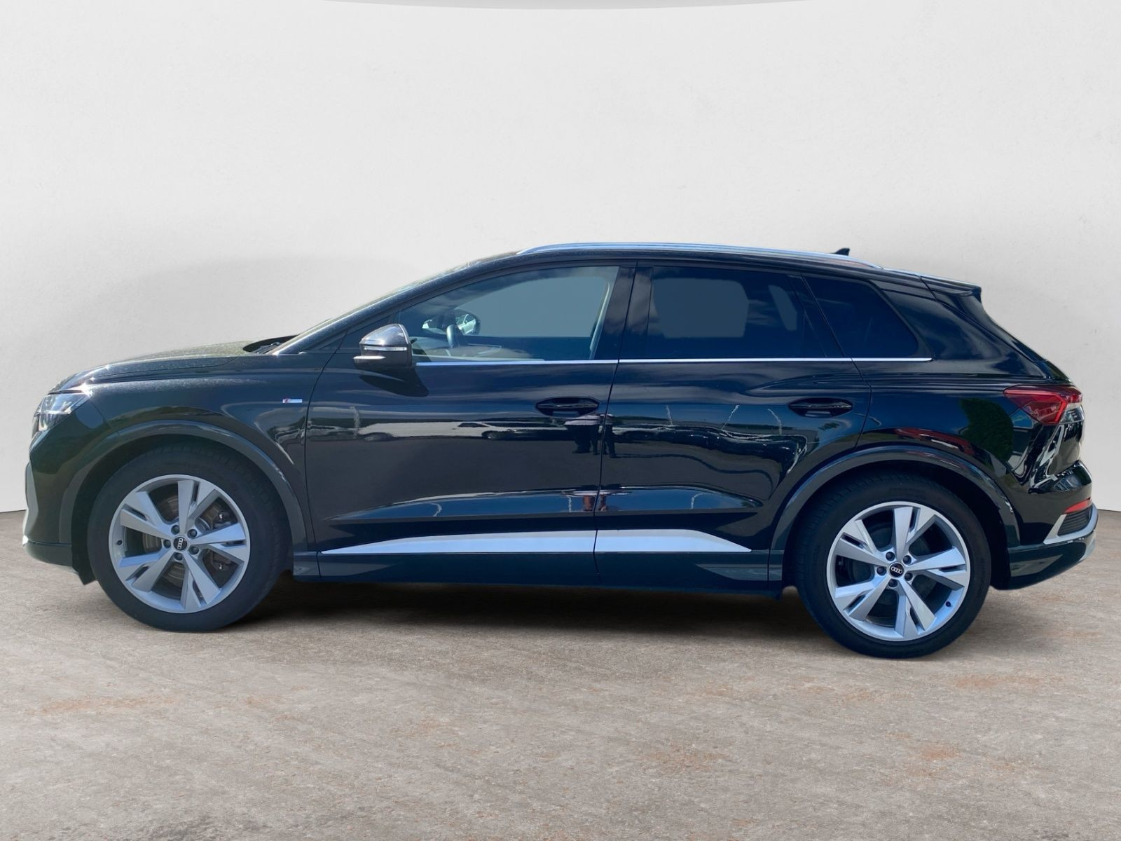 Audi - Q4 e-tron_3