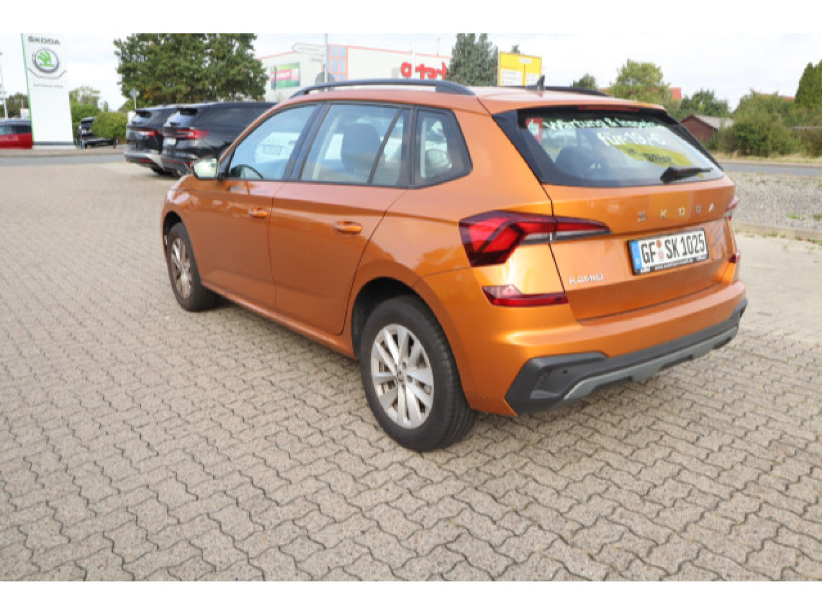 diagonalansicht-hinten-aussen