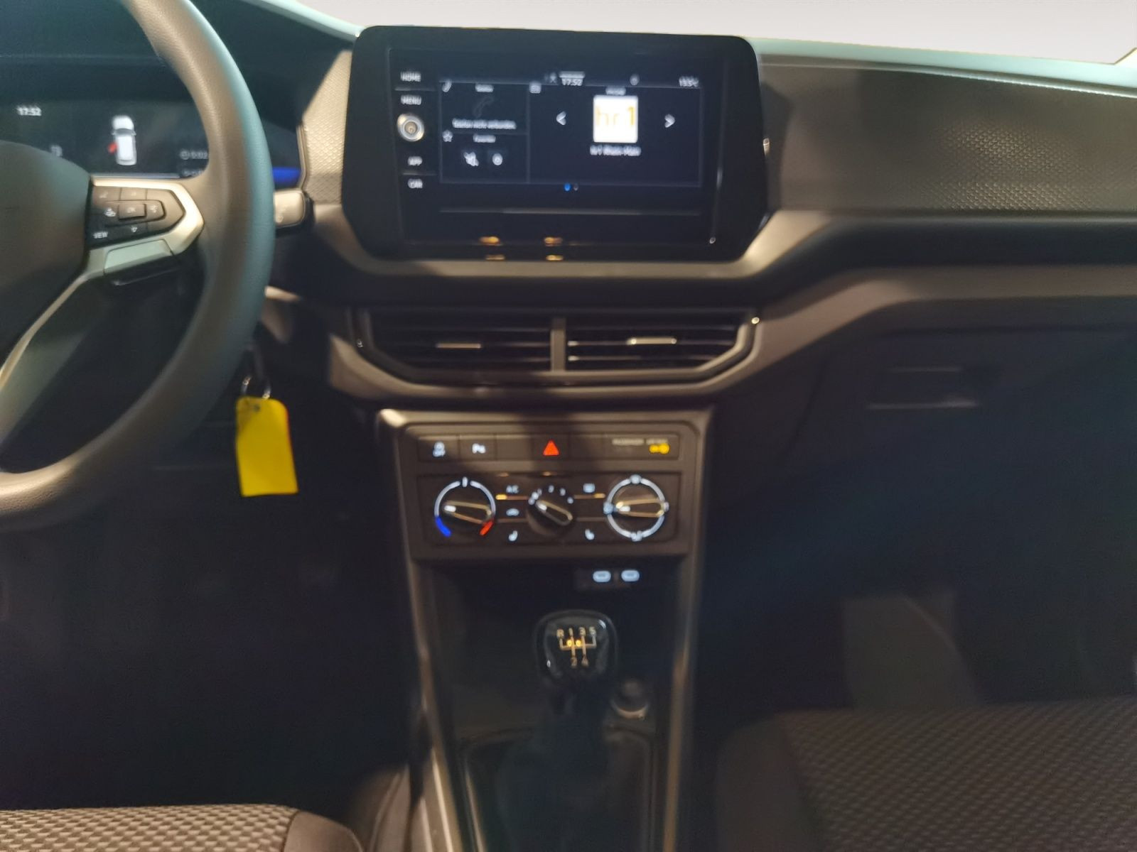 Volkswagen - T-Cross_12