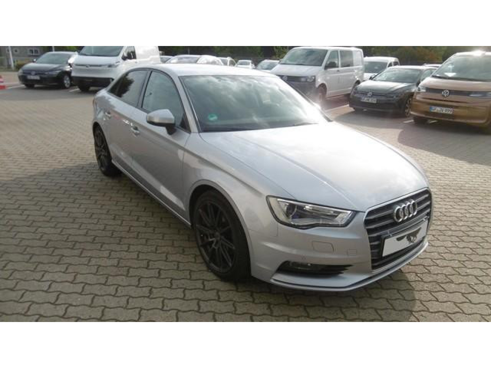 diagonal-frontansicht-aussen diagonal-frontansicht-aussen