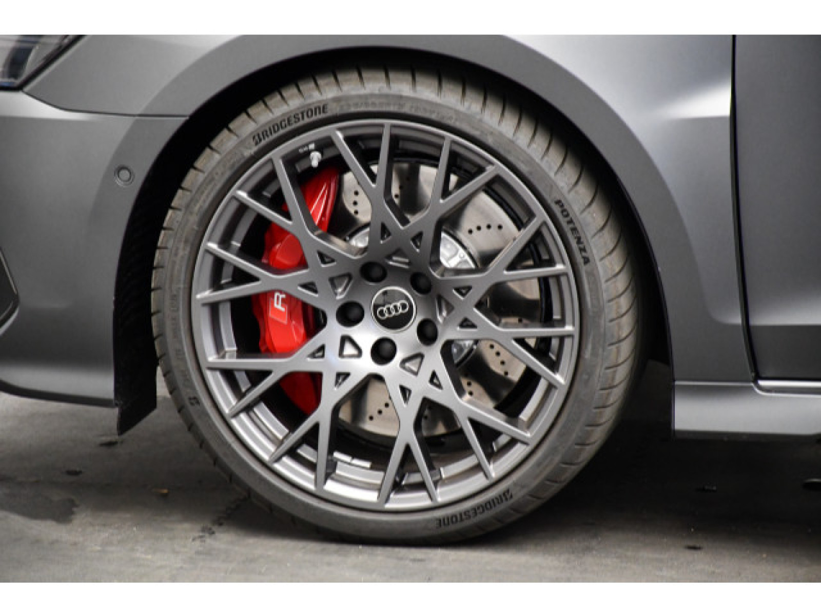 Audi - RS 3 Limousine_15
