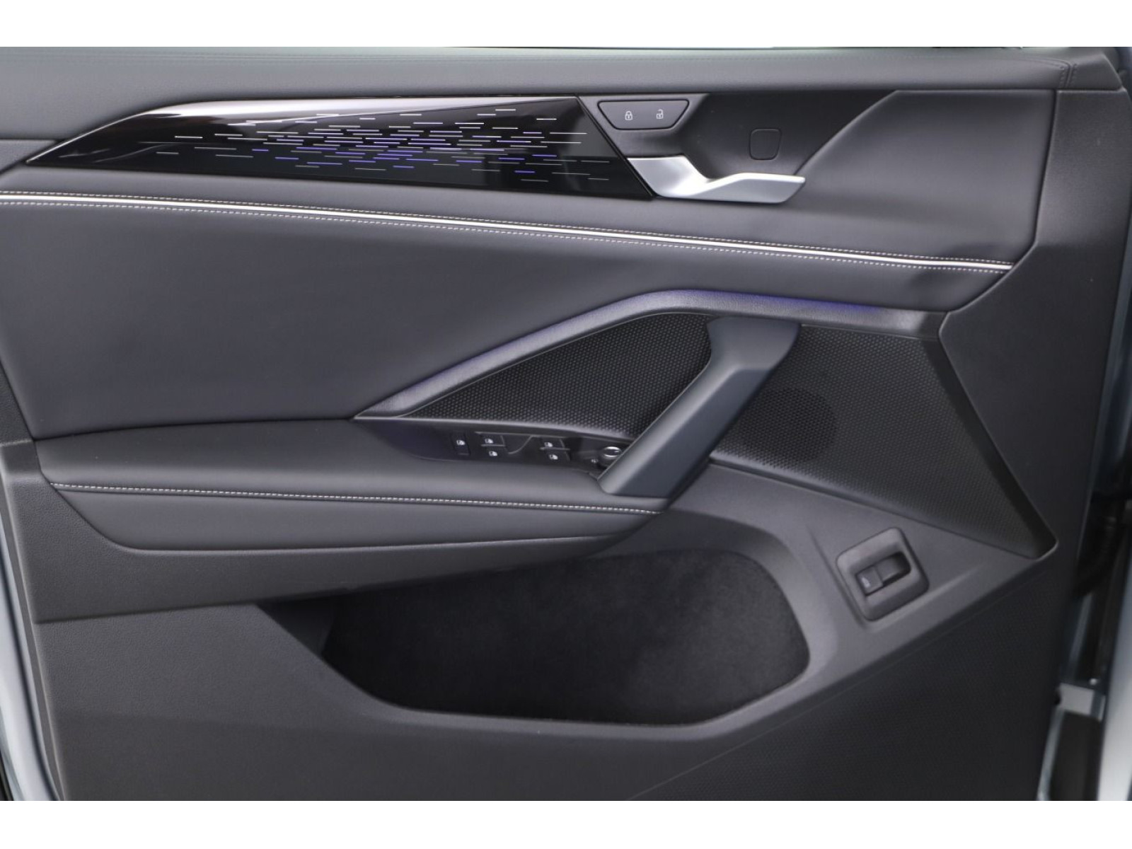 Volkswagen - Tiguan_14