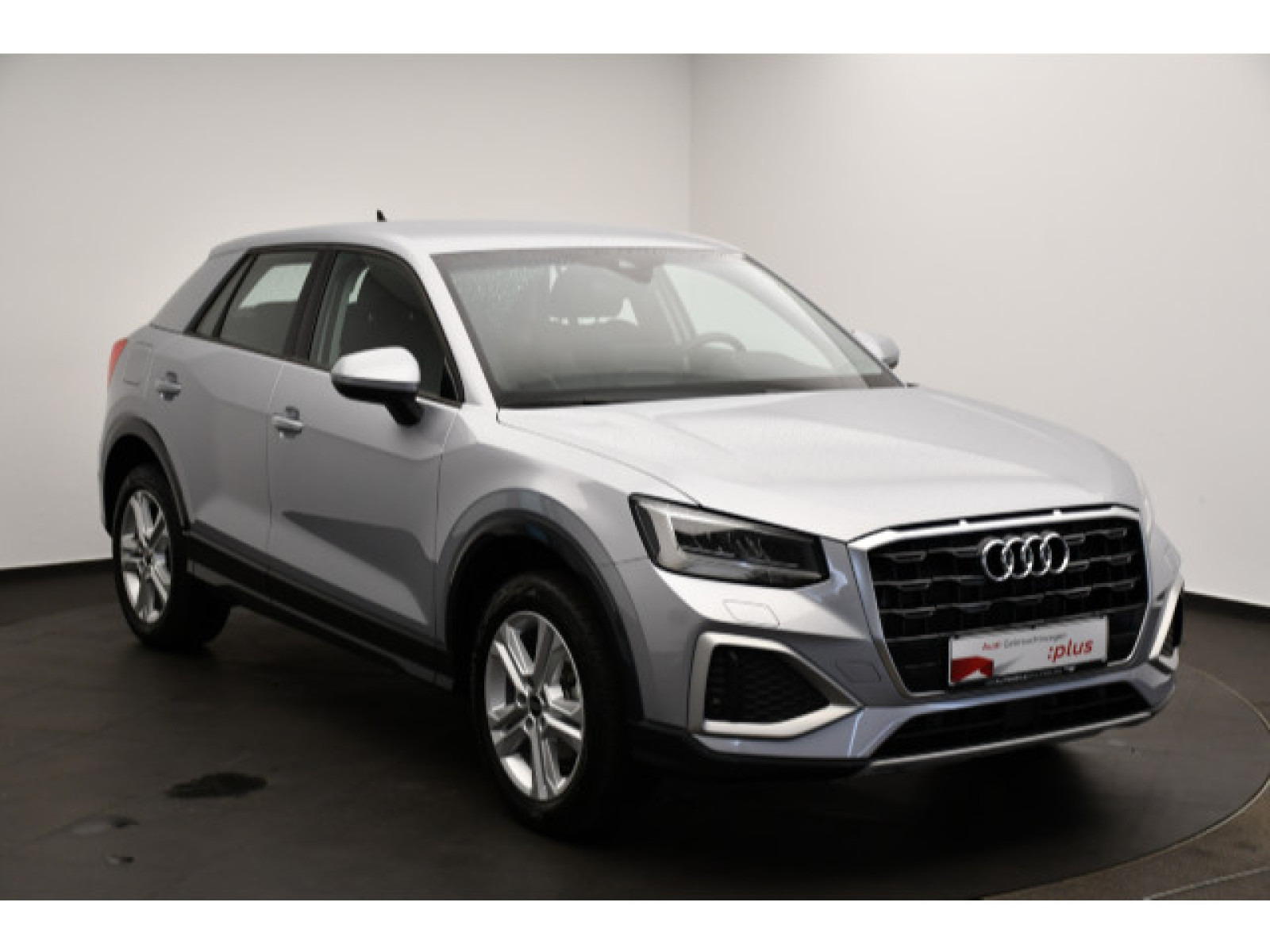 Audi - Q2_17