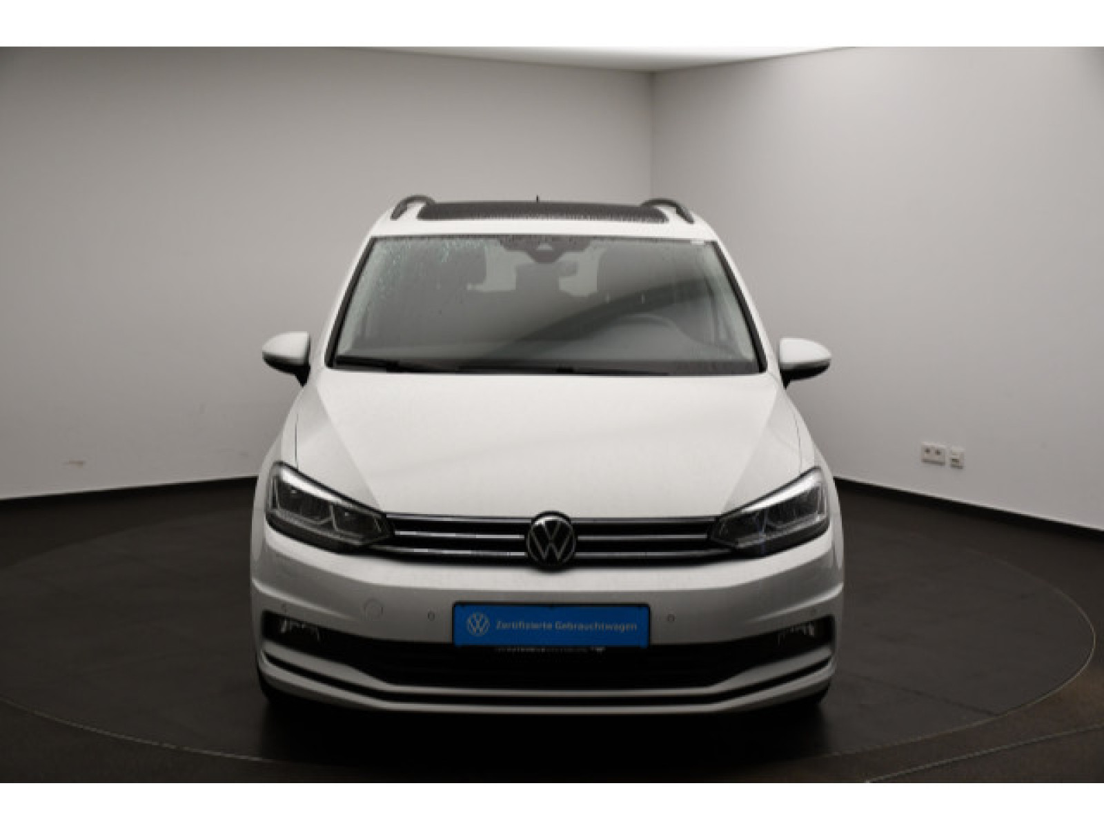 Volkswagen - Touran_20