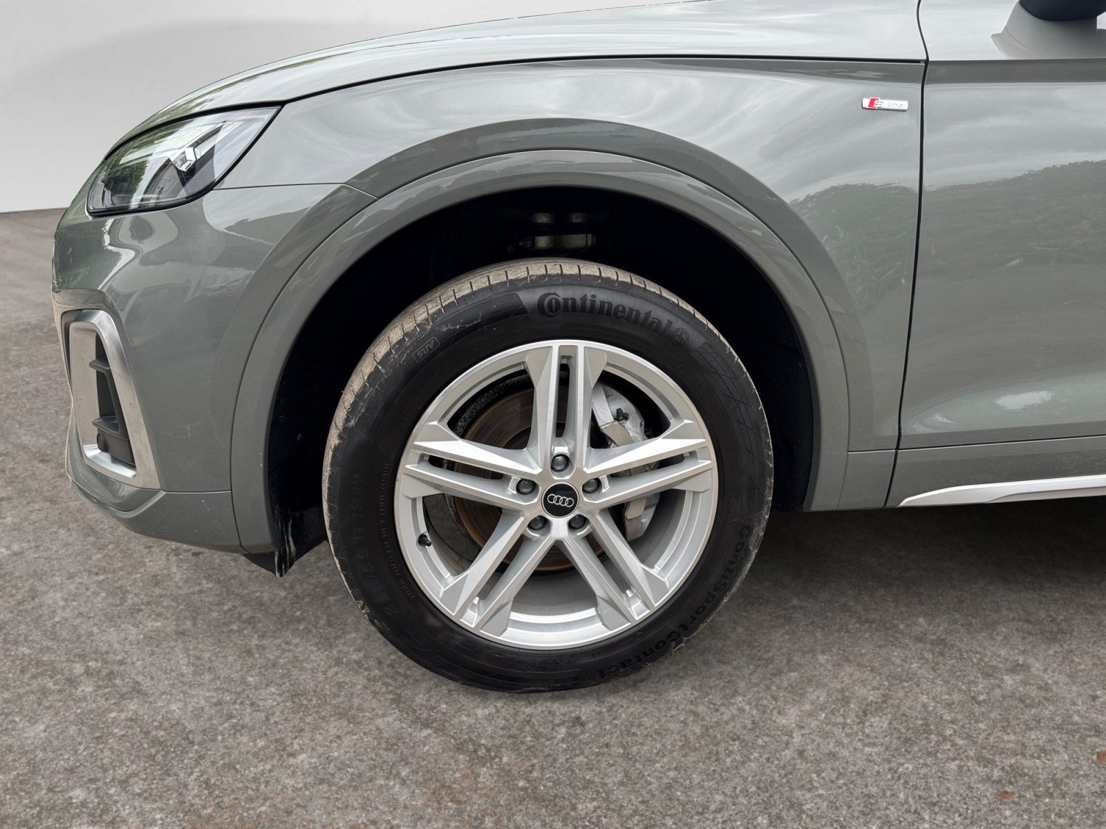 Audi - Q5_15