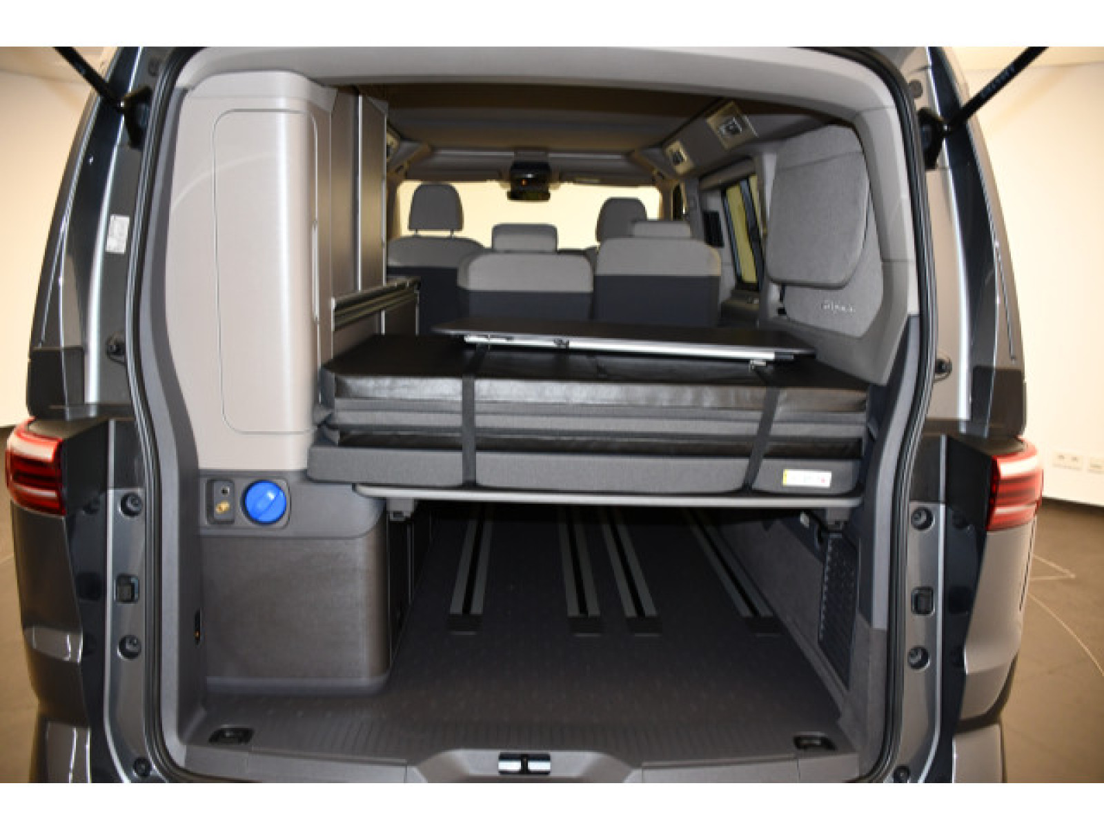 Volkswagen - California_8