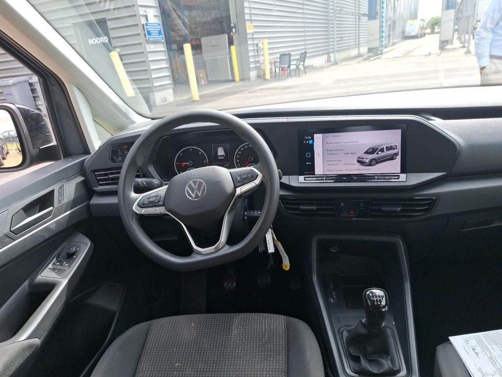 Volkswagen - Caddy Maxi_5