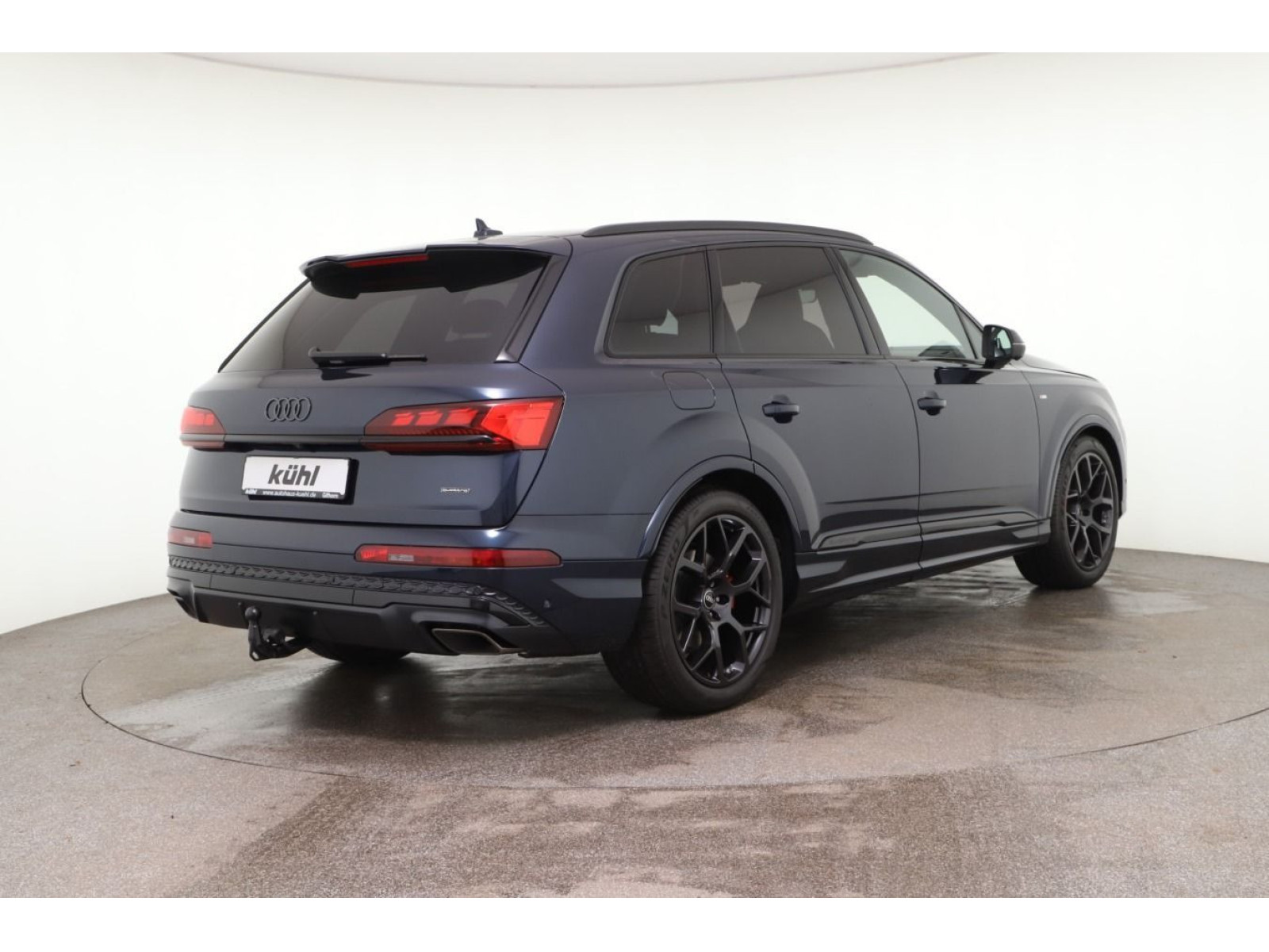 Audi - Q7_4