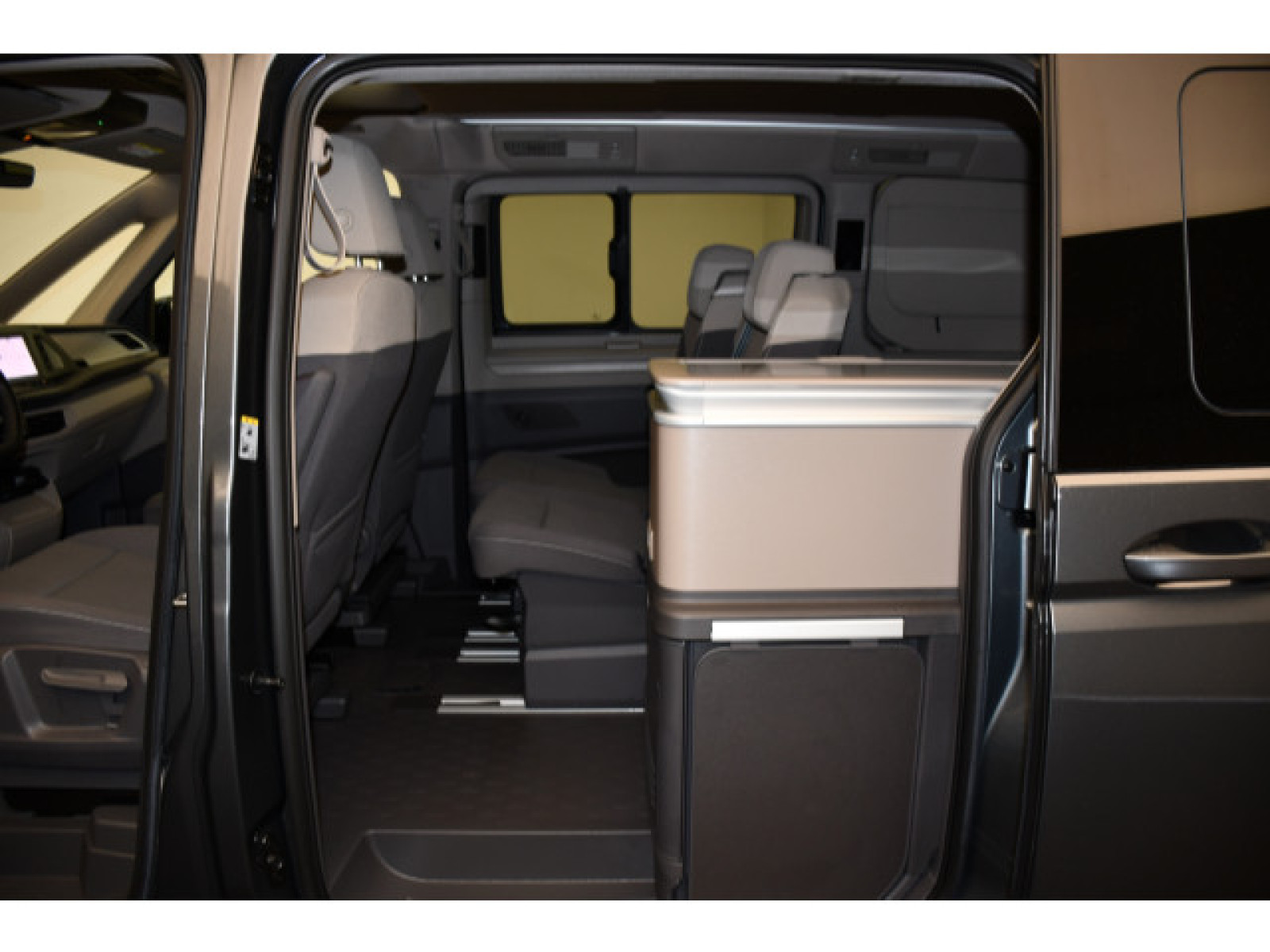 Volkswagen - California_17